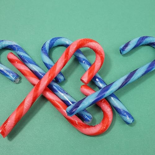 Miniatura 1 de Warheads - Surtido de dulces de Navidad súper ácidos sabor a frutas bastones de caramelo multicolor y gomitas en forma de vacaciones paquete de 3