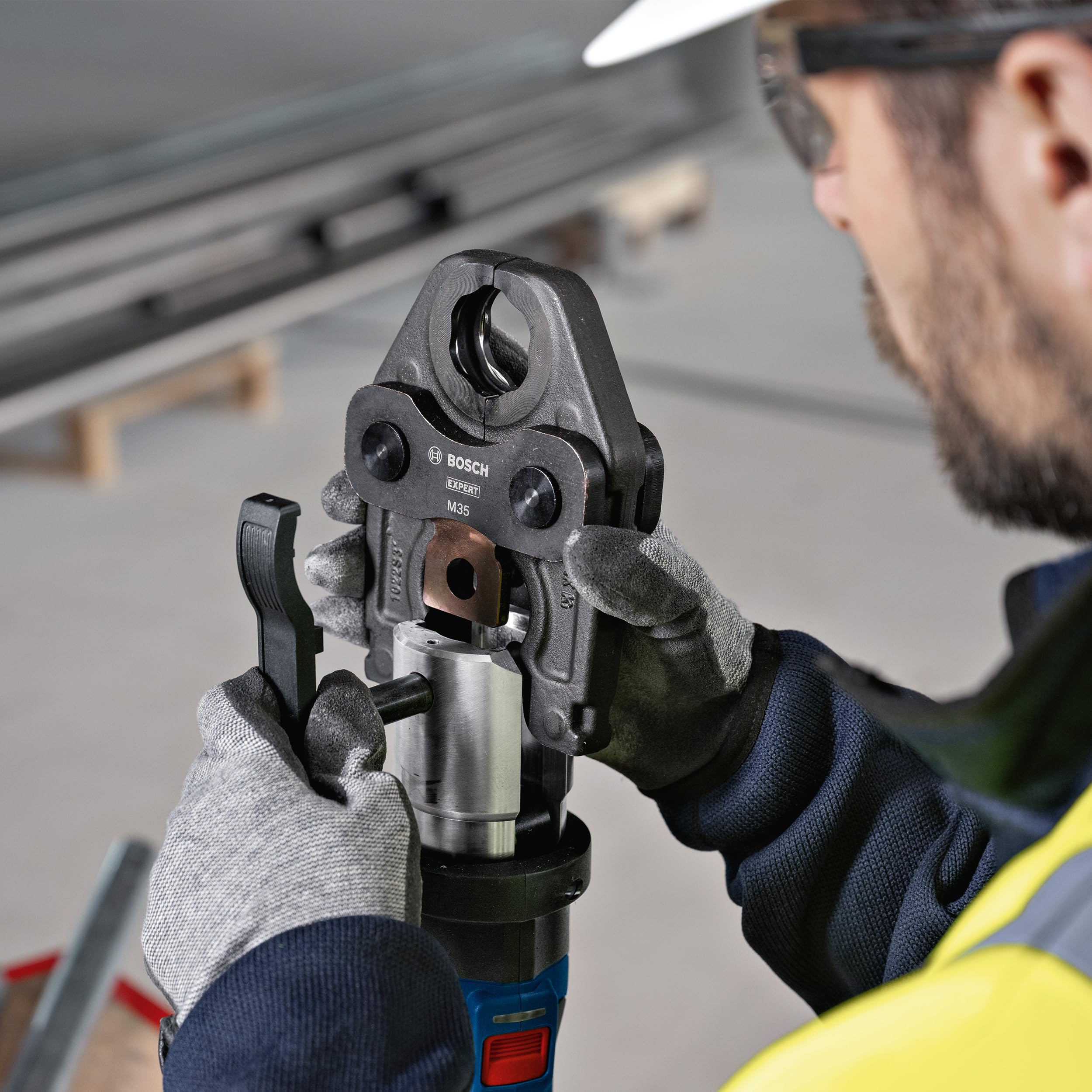 Image secondaire de Sertisseuse sans fil Bosch Professional GPT 18V-32, puissance 32 kN