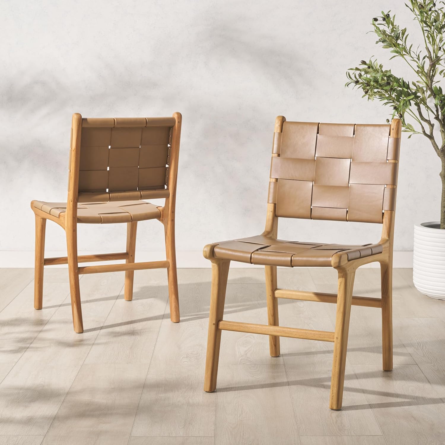 SAFAVIEH Couture Collection - Cassaphina Woven Leather Dining Chair Set of 2, Solid Teak Wood Frame with Top Grain Leather Straps, Fully Assembled (SFV1611B-SET2)