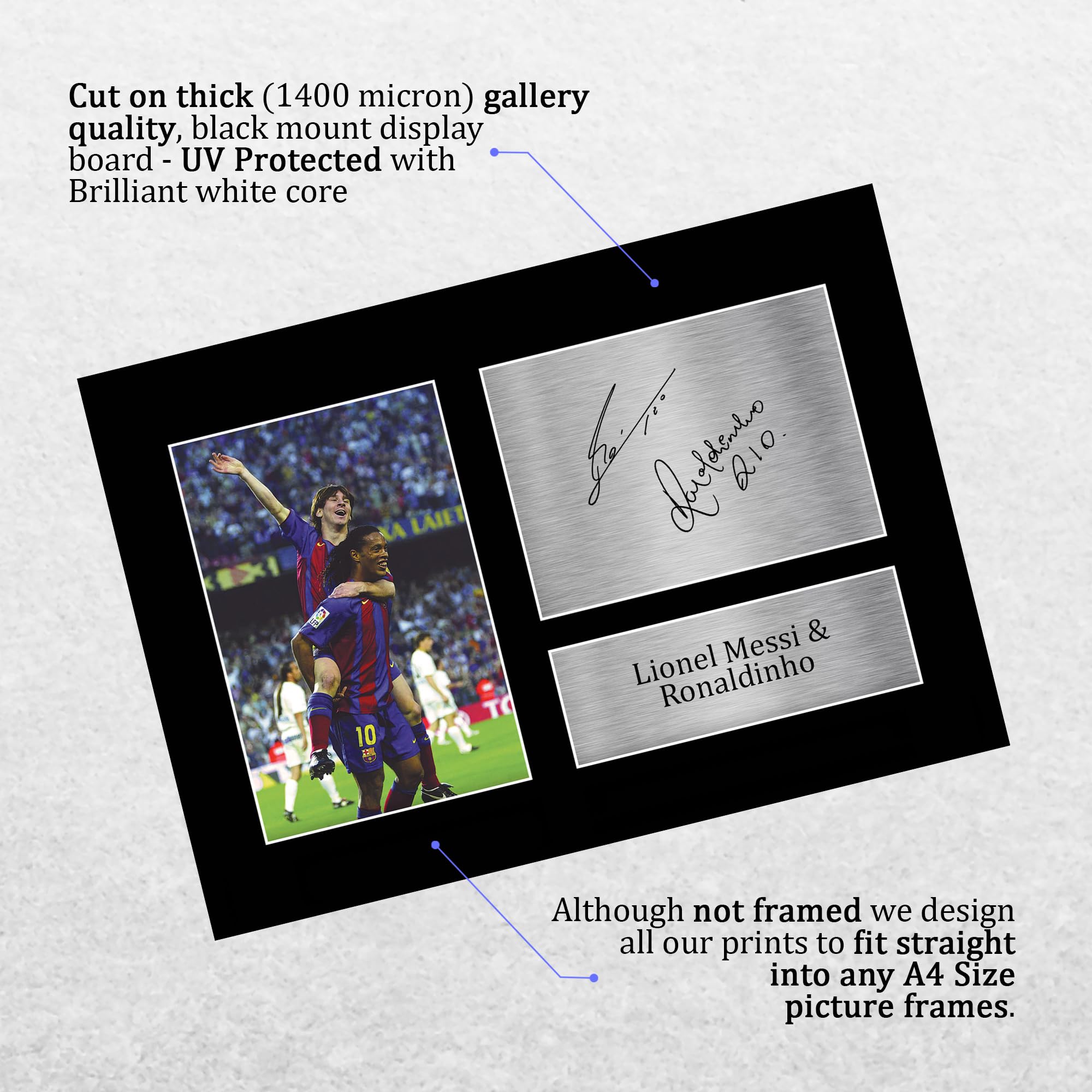 HWC Trading A4 Lionel Messi & Ronaldinho Barcelona Geschenke Gedrucktes Signiertes Autogramm Foto für Fußball Anhänger and Fans - A4