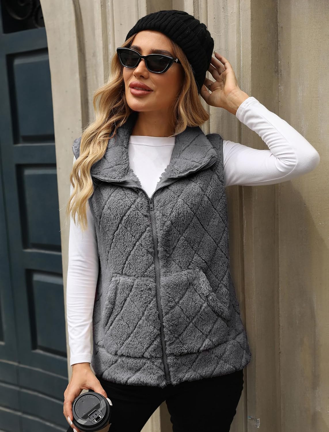 ODIZLI Womens Fleece Vest Fuzzy Gilet Sleeveless Sherpa Zip Up Vests with Pockets Winter Outwear Warm Cardigan