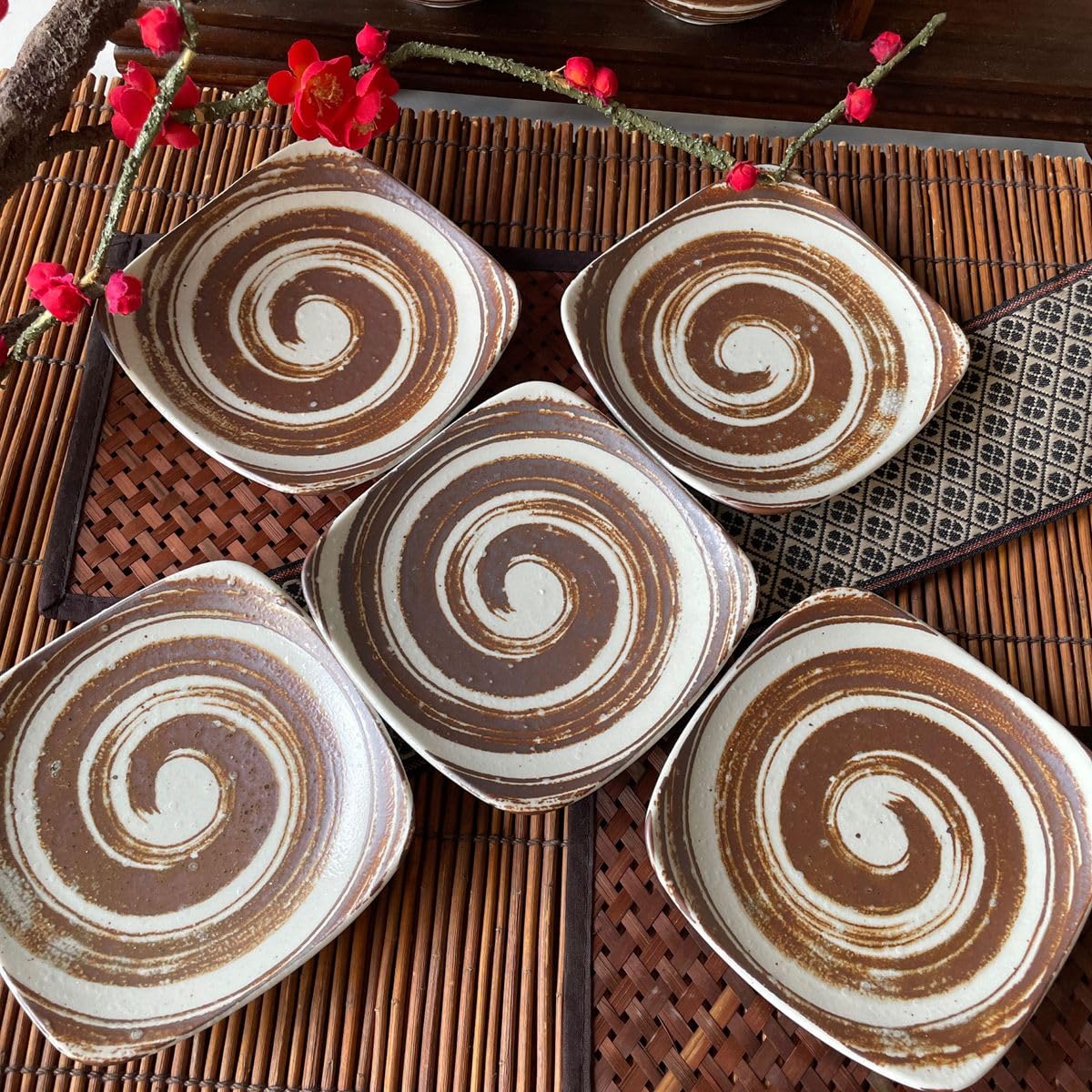 Amazon.co.jp: 綾山窯 和陶器 渦巻き模様プレート小鉢 10点セット 和