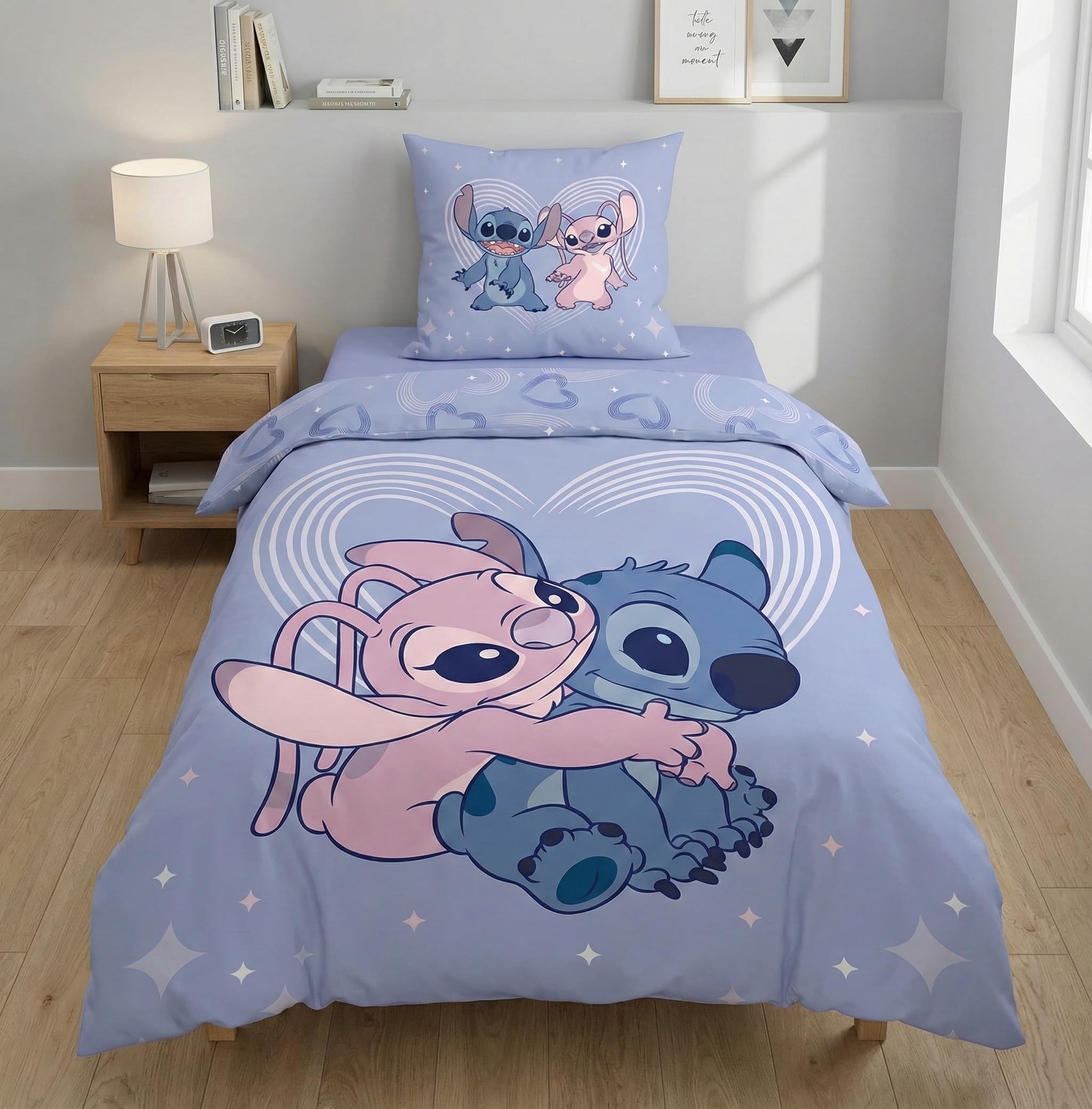 Stitch i Angel Pościel 140x200 + Poszewka 65x65 Polibawełna Oeko-Tex Disney | Odwracalna pościel jednoosobowa | Polibawełna Oeko-Tex szybkoschnąca | Disney | Nastolatki | Prezent | Do prania w pralce