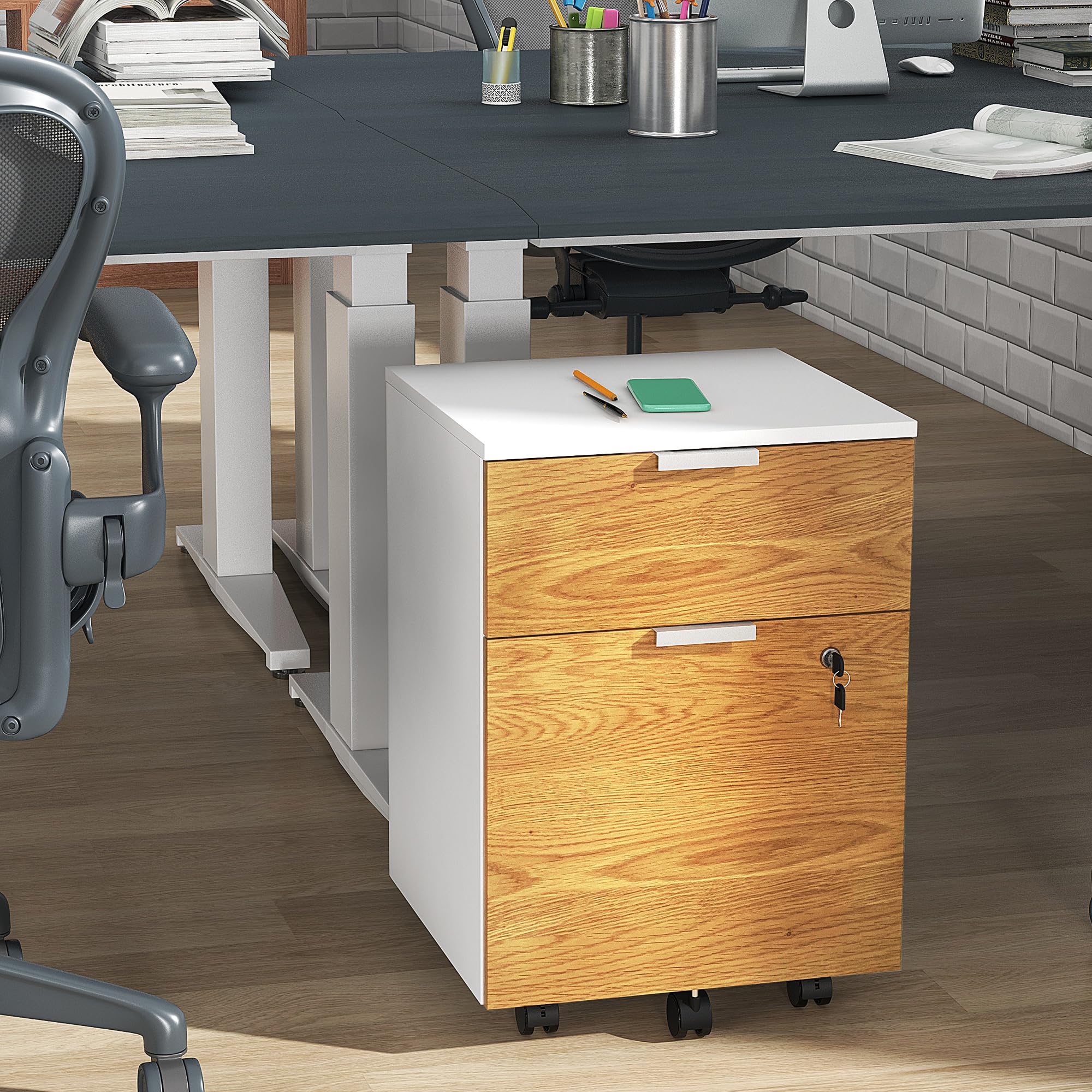 HOMCOM Cajonera de Oficina con Ruedas Mueble Archivador con 2 Cajones Barra Colgante para Carpetas A4 y Carta Cerradura en Cajón Inferior 42x40x60 cm Blanco y Natural