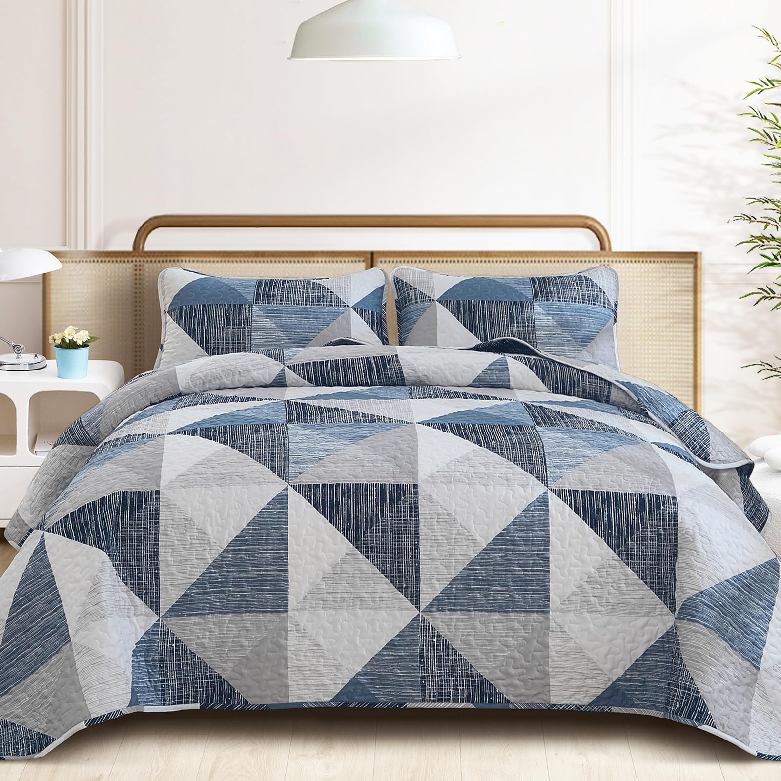 Dintszyayue Quilt Queen Size Blue, 3 Pieces Patchwork Bedspread Bedding for Queen Size Bed, Soft Lightweight Microfiber Geometric Coverlet Set for All