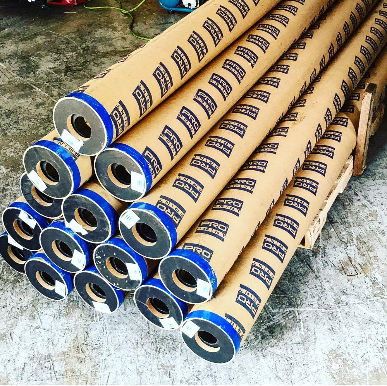 Banners 15 oz. Premium Scrim Glossy Vinyl (5 ft x 13 ft)