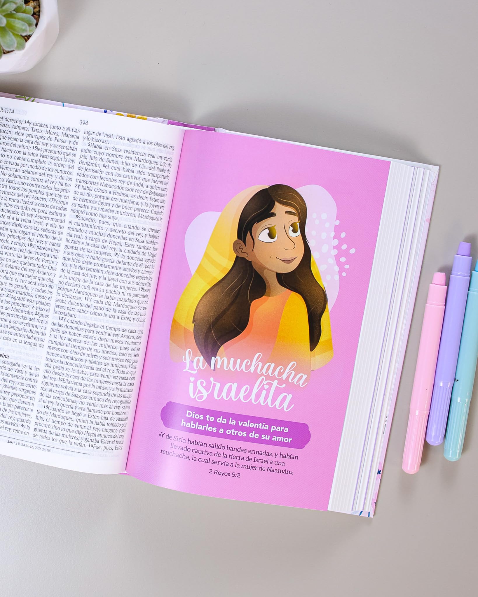 Biblia de Promesas Para Niñas Reina Valera 1960 - Historias Bíblicas, Tapa Dura, Edición En Español