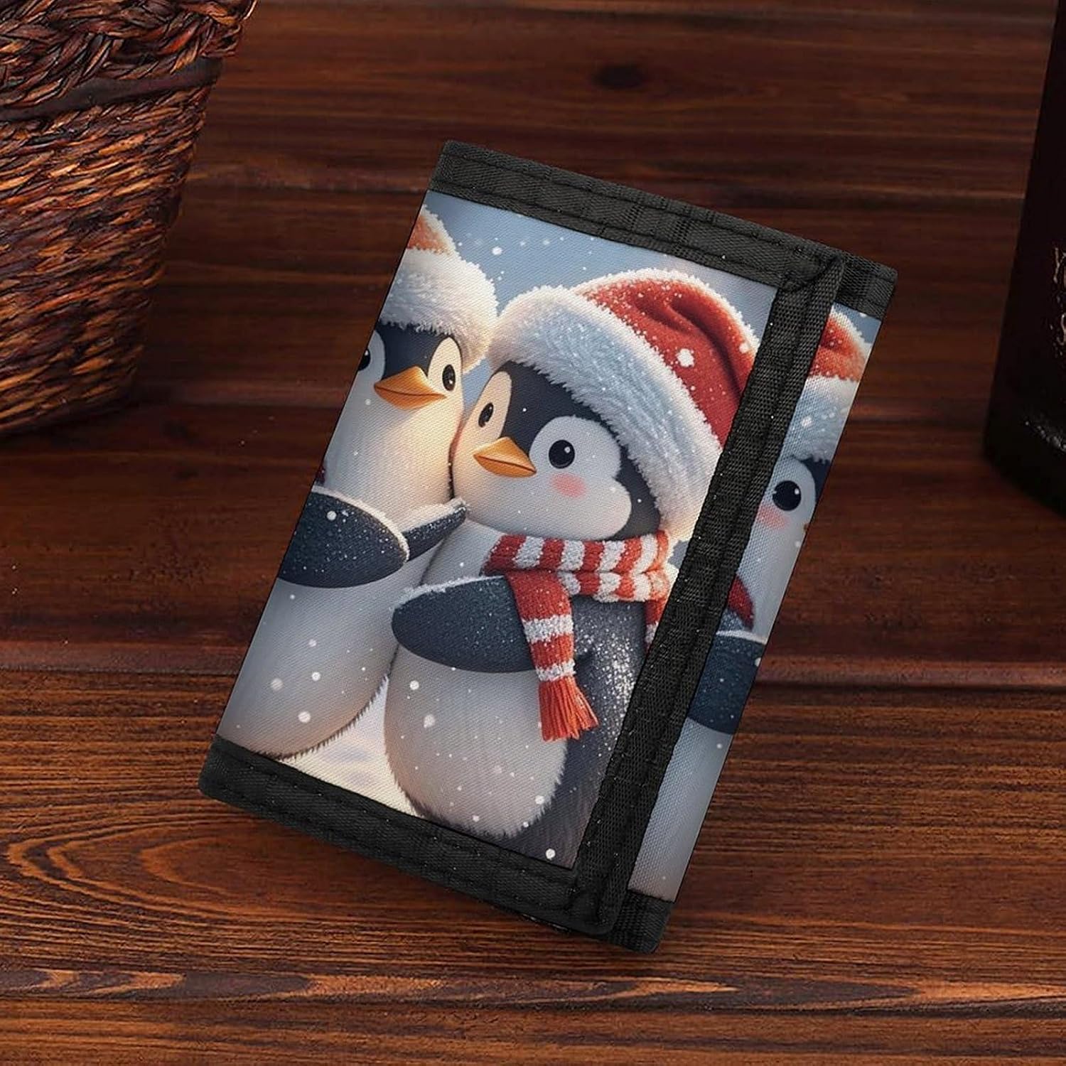 Trifold Canvas Wallet with Keychain, Modern Fashion Credit Card Holder Wallet for Men Women, Embracing Penguins Slim Wallets W/Zipper Coin Pocket, Novelty Birthday Gift