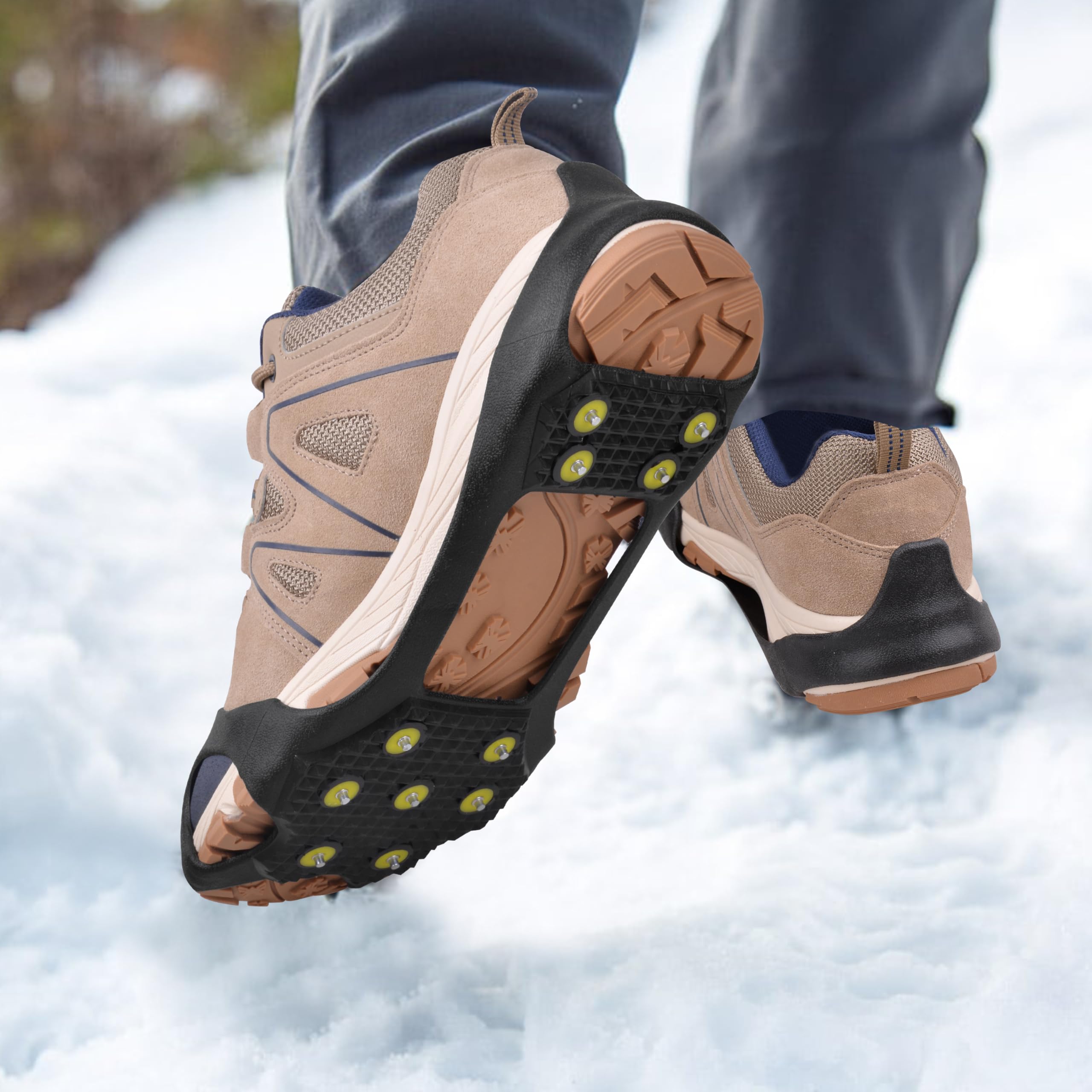 Ice Snow Traction Cleats Steigeisen, 11-Nieten Walk Traction Cleats Steigeisen für Gehen auf Schnee und Eisschuhe und Stiefel Slip-on Stretch Schuhe für Männer Frauen