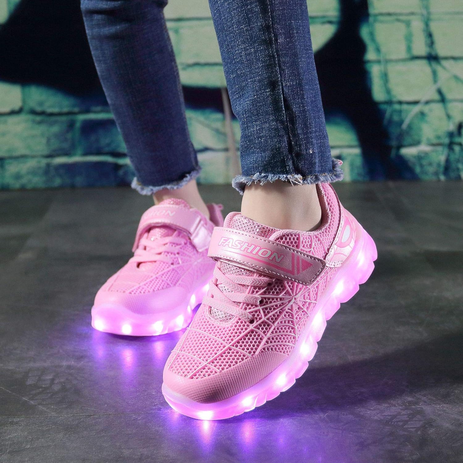Girls light up trainers Clearance