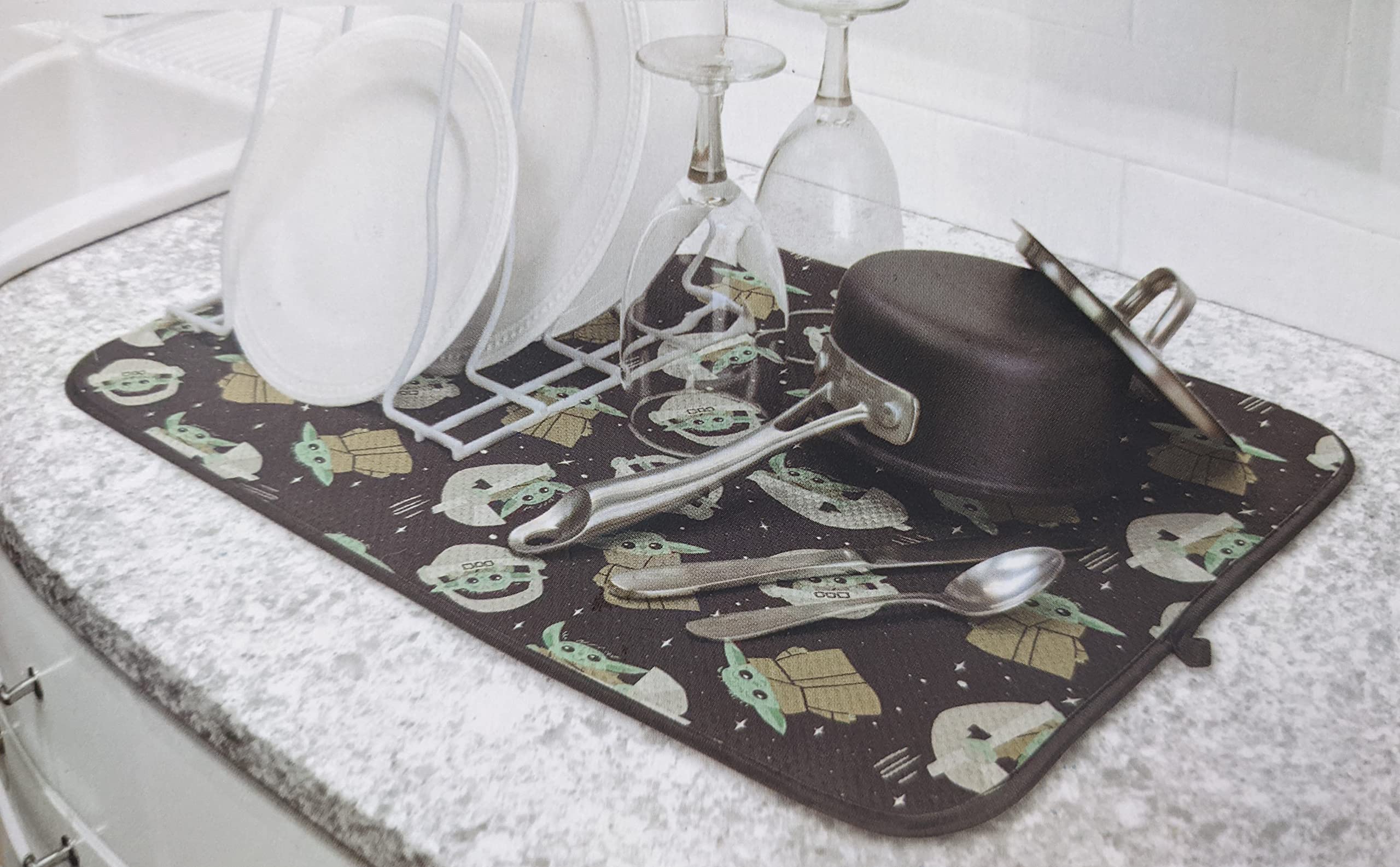 Star Wars Mandalorian Dish Drying Mat Baby Yoda In Space