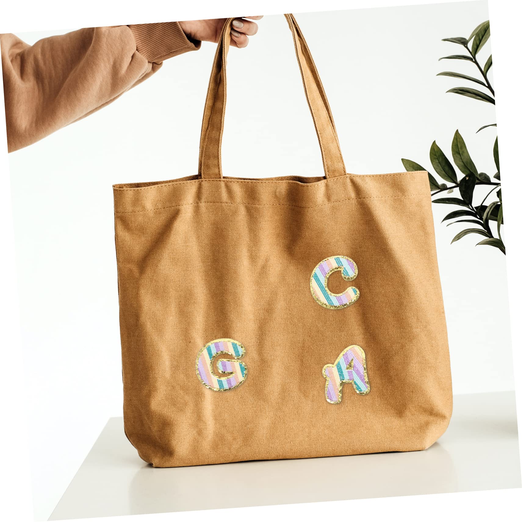 HOMSFOU 4 Set Toppe Adesive Ricamate Alfabeto Per Decorare Abbigliamento E Scarpe Per Fai Da Te E Riparazioni Colorate E Versatili Stimola La Creatività E 26 Pezzi*4