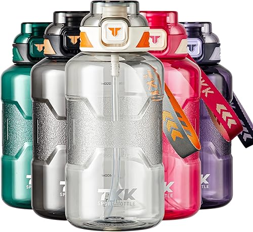 TKK Botella de agua deportiva de 50 onzas, botella de agua de medio galón con pajilla, botella de agua de plástico de gran capacidad, apta para