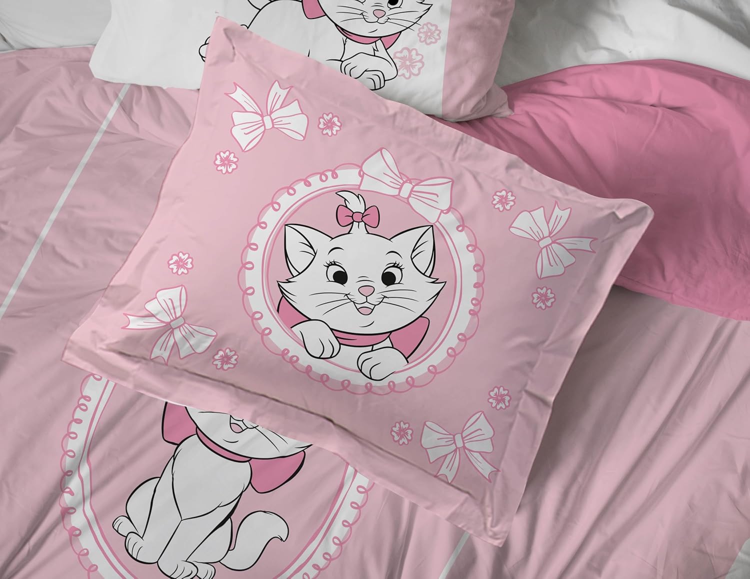 Disney Aristocats Marie Queen Comforter Set - 7 Piece Bedding Includes Sheet Set & Pillow Covers - Super Soft Cozy White Kitty Bedding - Image 5