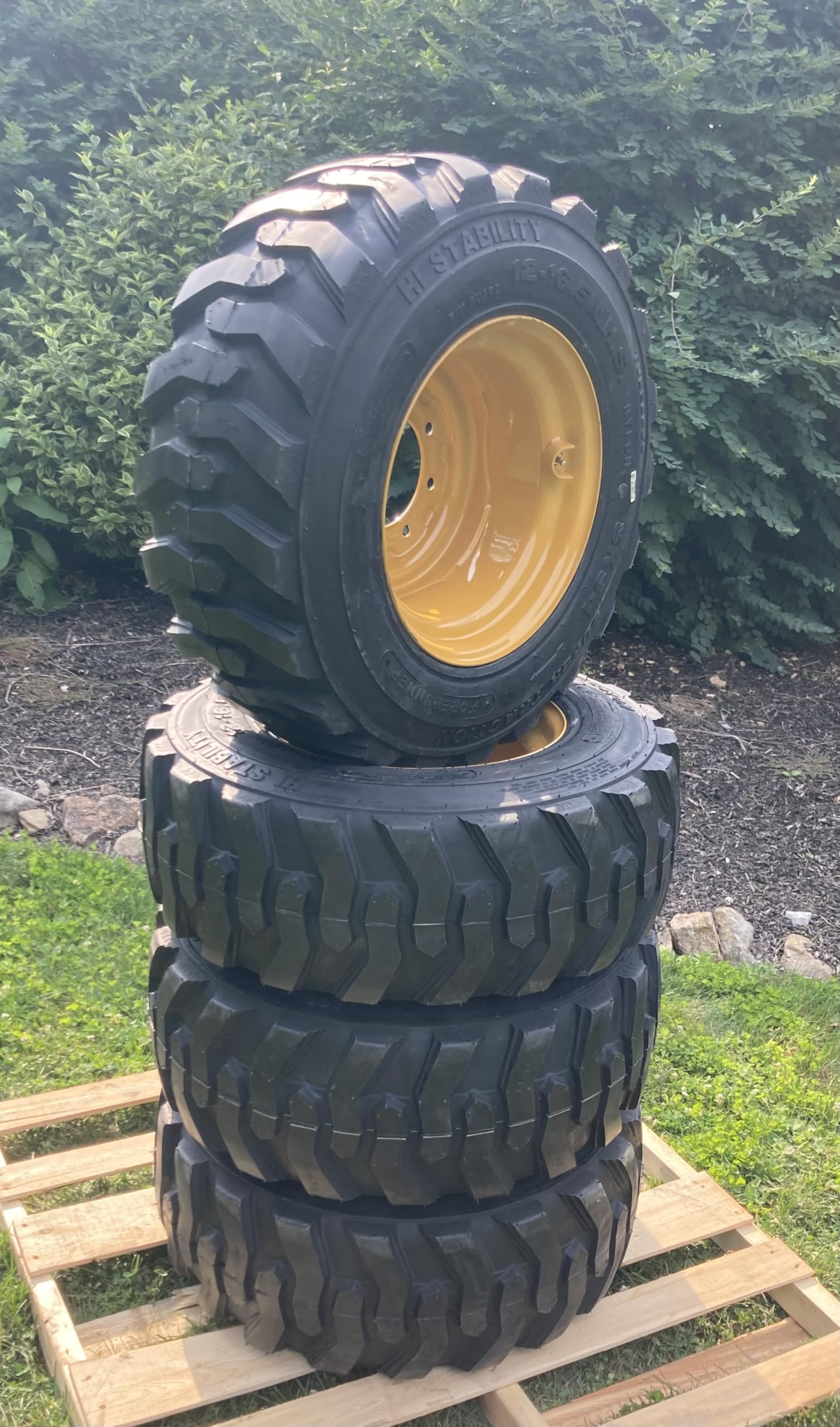 Amazon.com: Set of 4-12-16.5 Forerunner SKS-1 Skid Steer Tires on