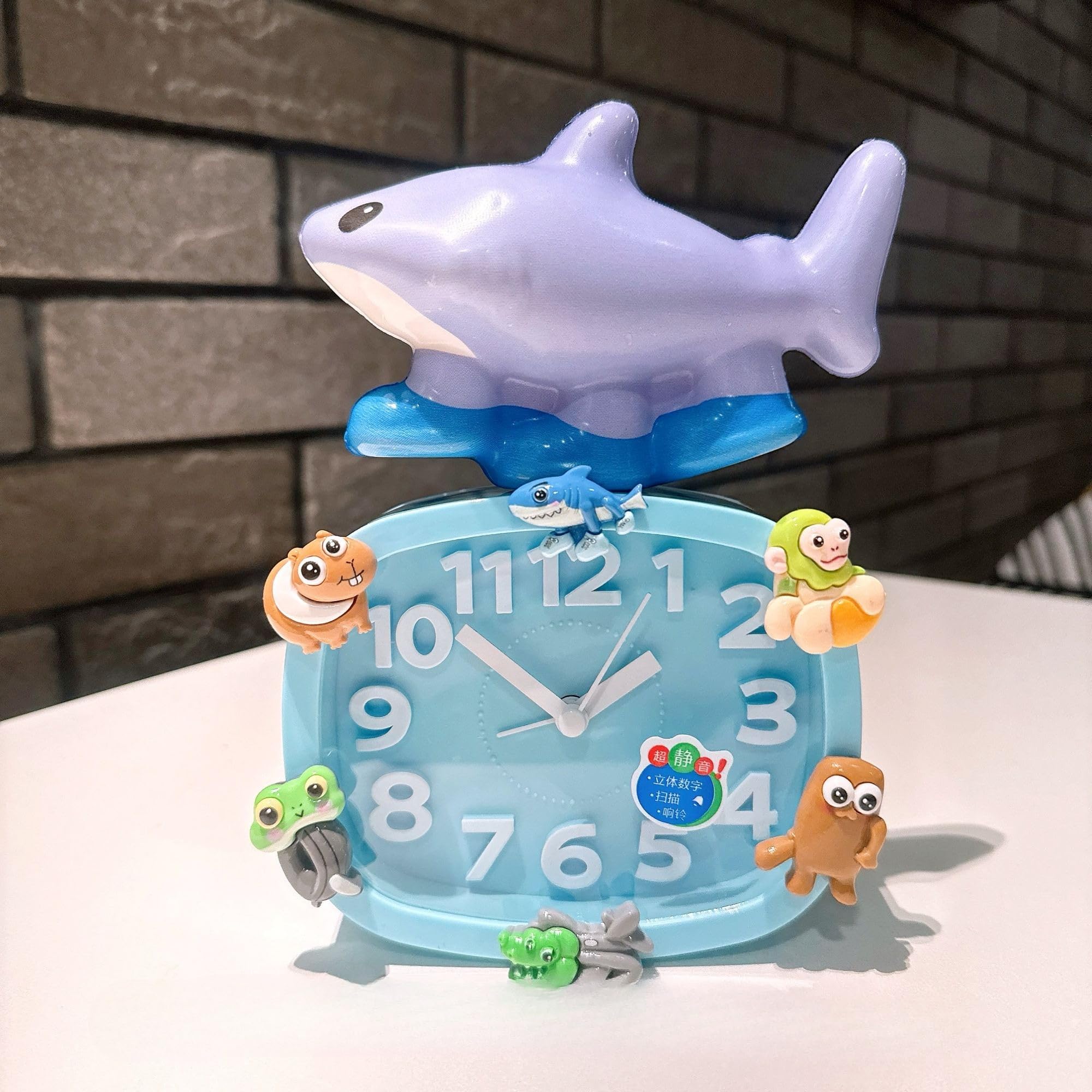 Amazon.co.jp: トゥントゥントゥンサフール 目覚まし時計 置き時計