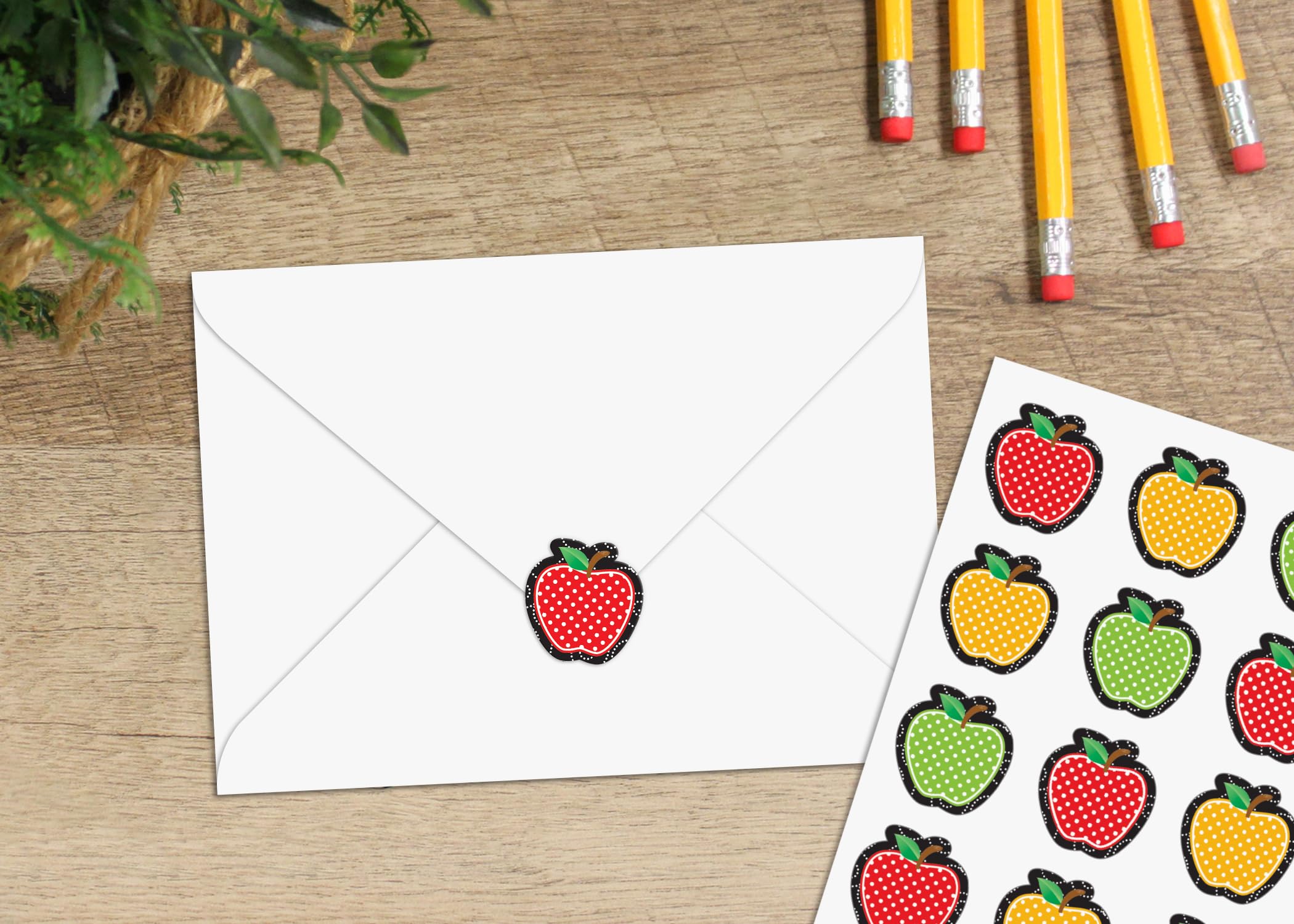 Teacher Created Resources Dotty Apples Stickers, 5912