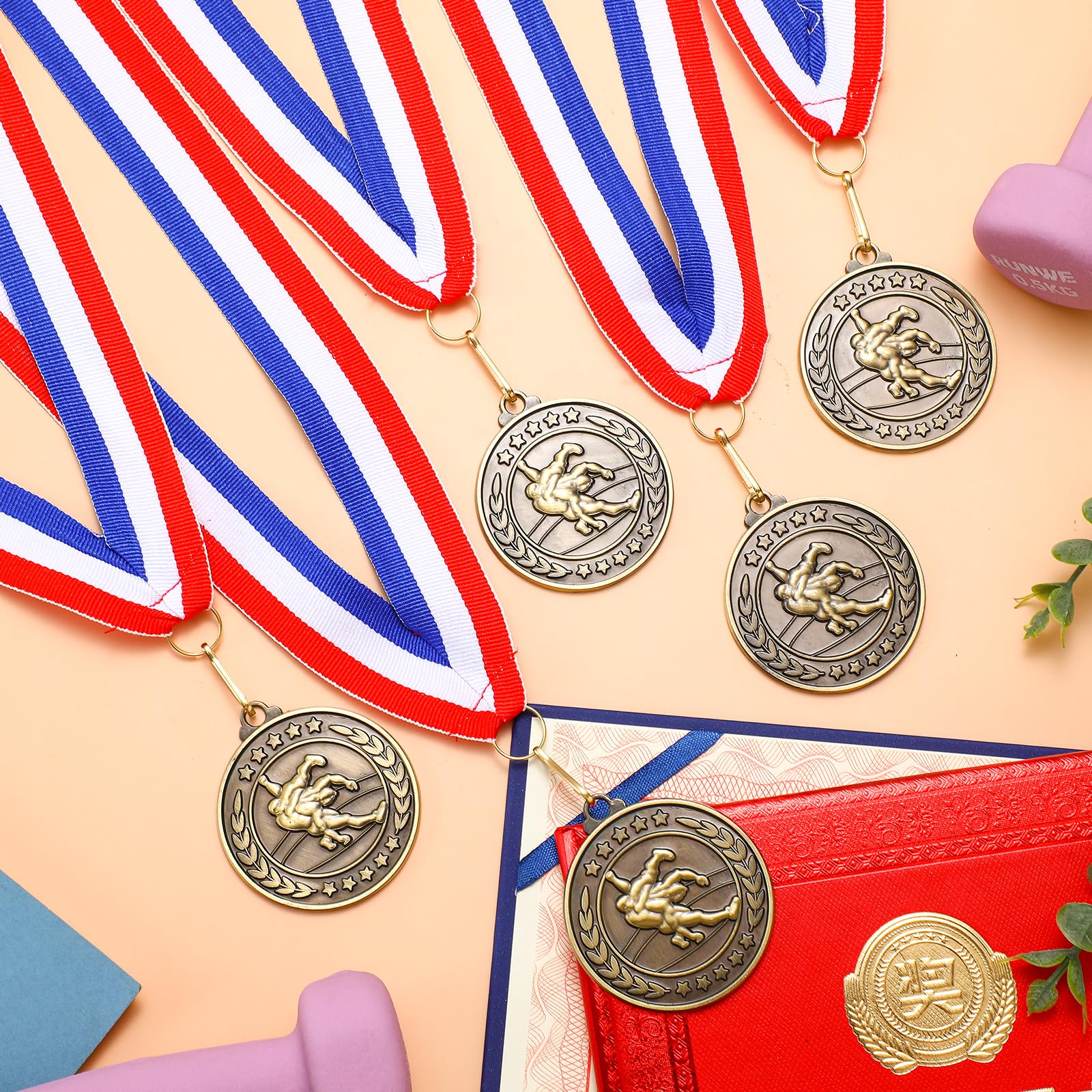 Remuuly 60 medallas de premio a granel de 2 pulgadas, ganador del trofeo de oro de metal, primer lugar con cintas para el cuello, premio regalo para torneos, partidos, equipos de competición