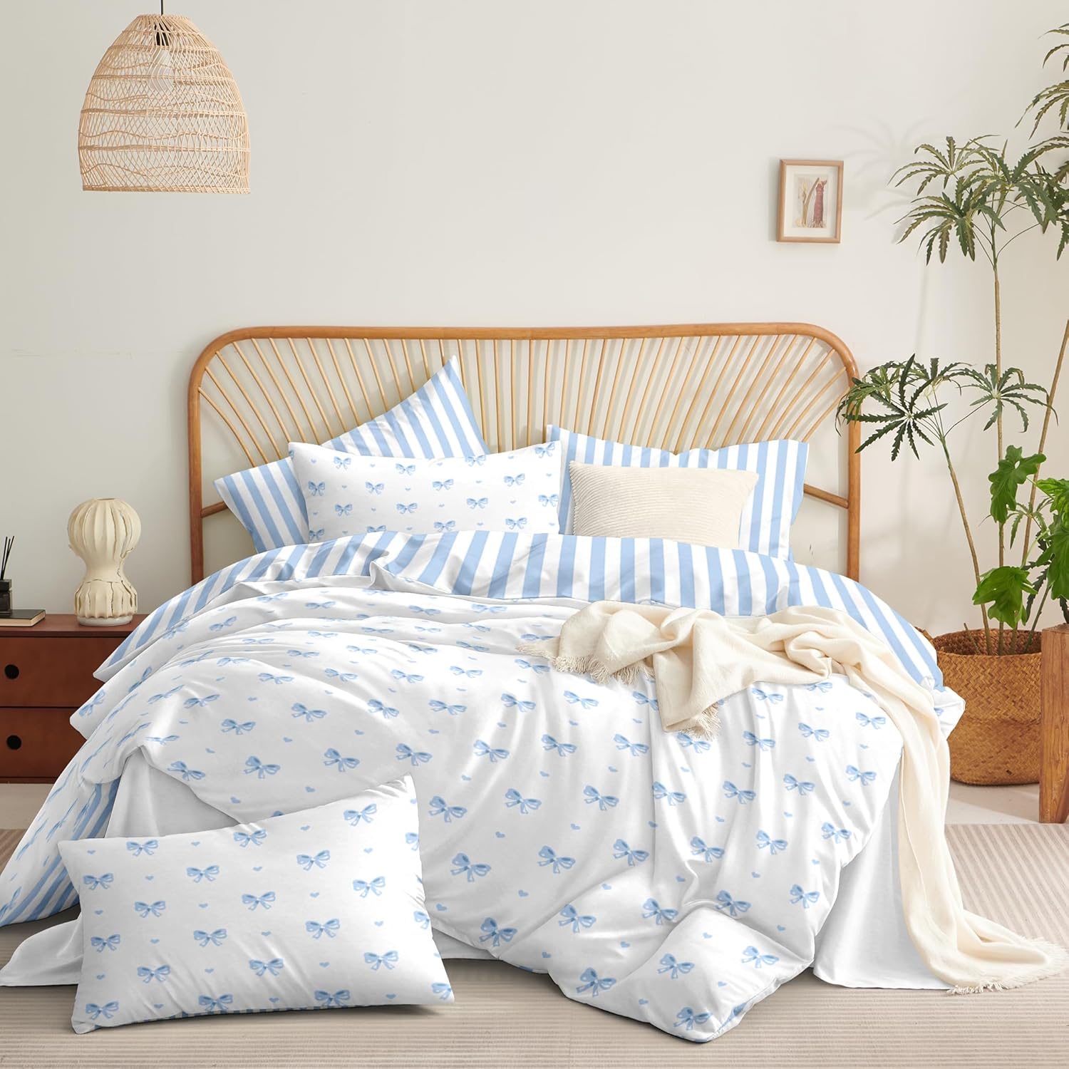Bow Comforter Set Twin Size Blue Striped Bedding Set Kids Girls Stripe Princess Style Bowknot Heart Reversible Soft Lightweight Comforter 2 Pieces (1 Comforter, 1 Pillowcase)