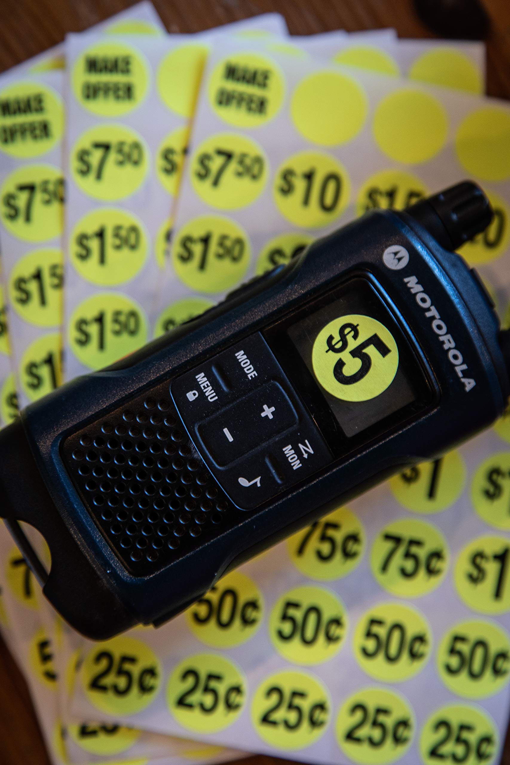 Sunburst Systems 3030 Garage Sale Sign Kit Includes: 3) Large Bag Signs, 3) 11 x 14 Signs, 1,200 Yellow, Pink & Green Price Stickers, and 20 Large Pricing Cards