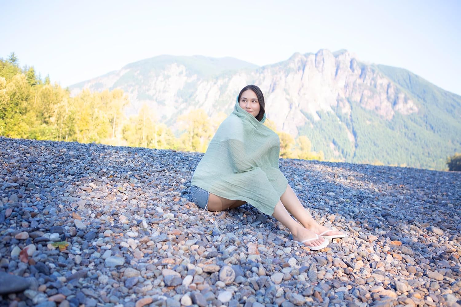 Hadley Wren Women's Lightweight Summer Insect Shield Scarf - Image 4