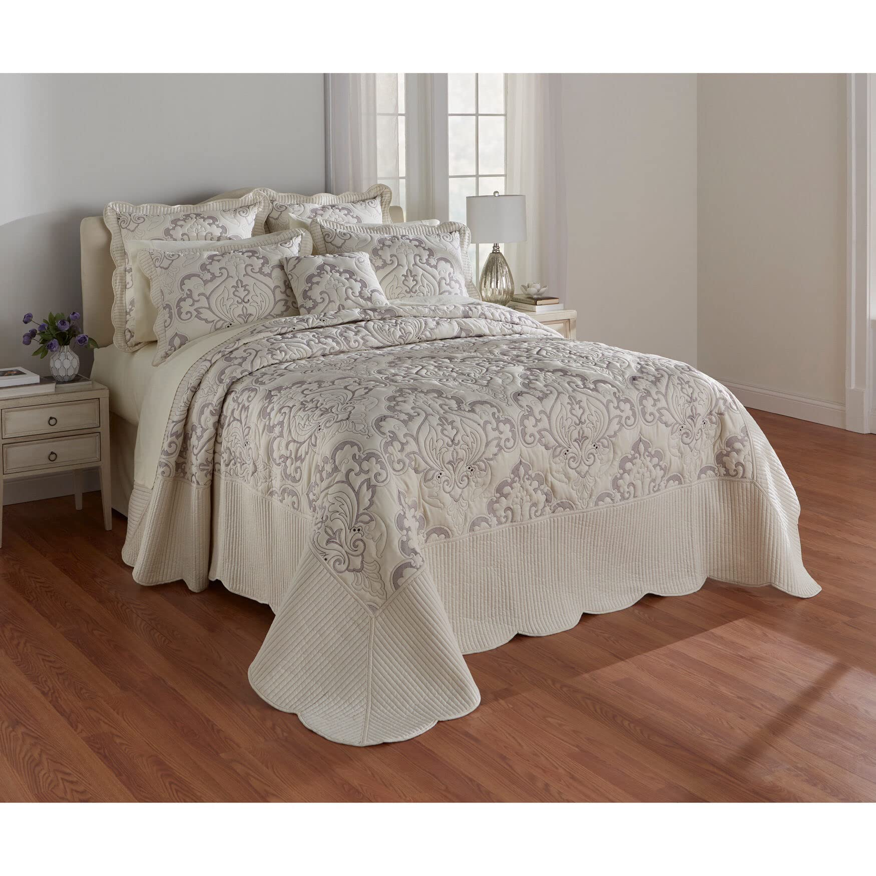 Snapklik.com : BrylaneHome Bedding Lightweight All Season Modern Amelia ...
