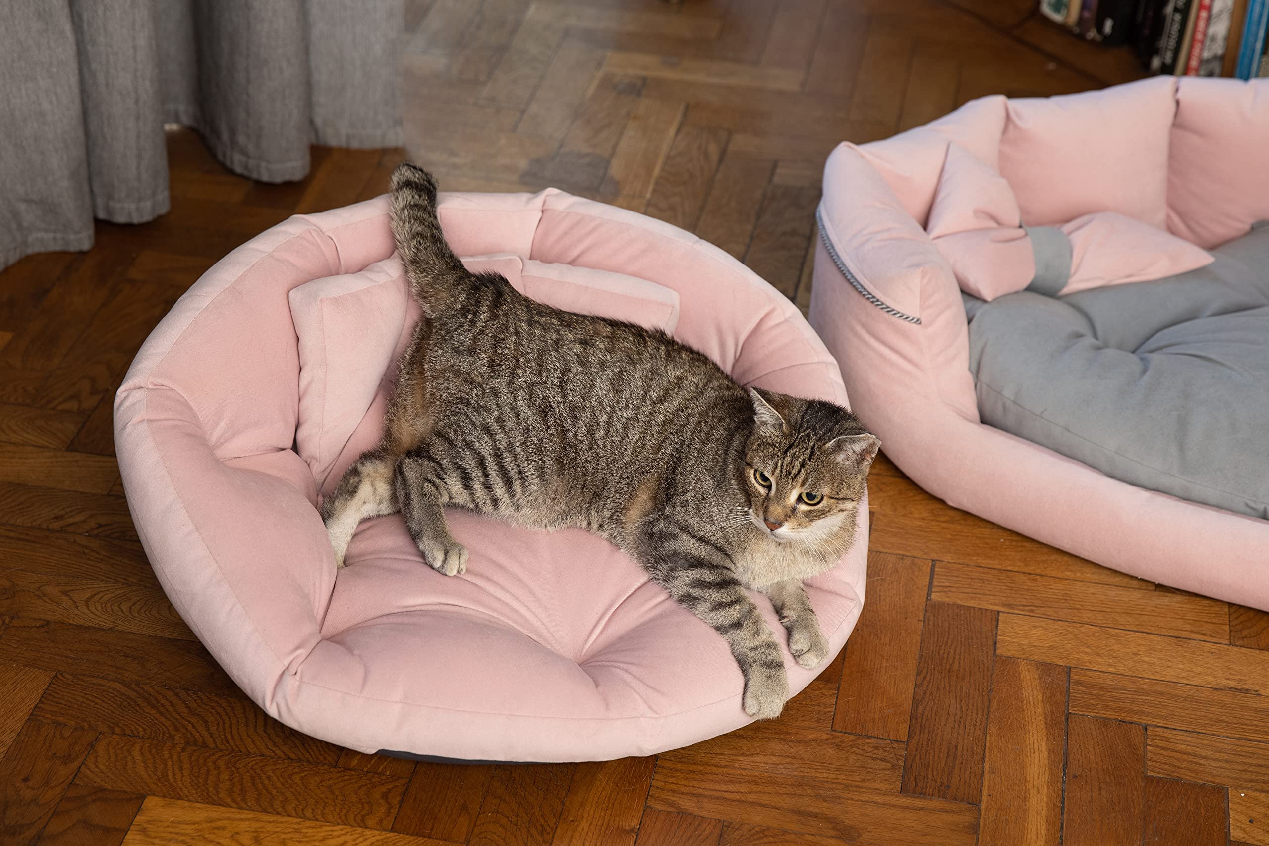 Salla Haustierbett – Klappbares Kuschelbett Für Hunde & Katzen, Aus Weichem Velours, Waschbar, Rosa 75x65 Cm