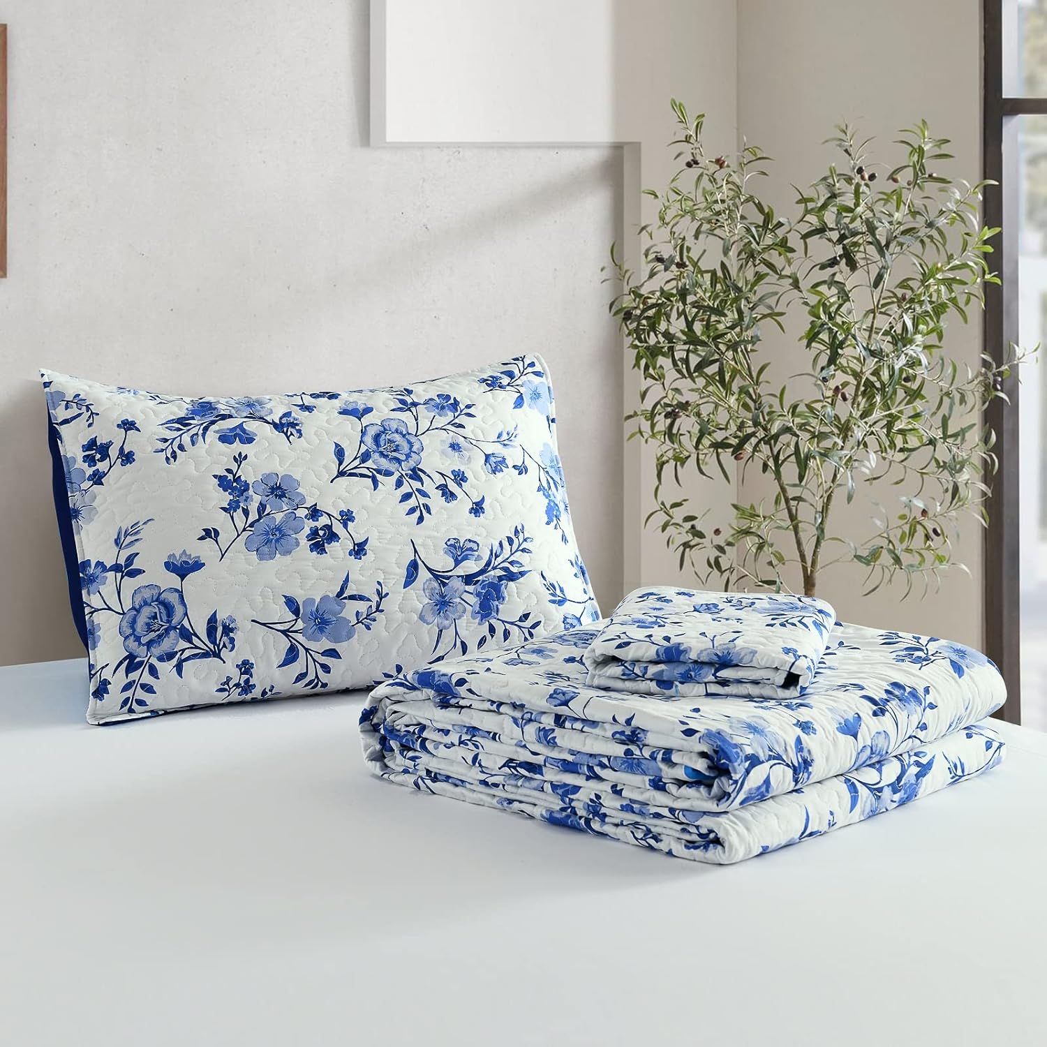 Boryard 3-Piece Queen Size Quilt Set, Lightweight Soft Warm Full Size Quilt Blue Spring Floral Bedspread Coverlet (90x90 inches) with 2 Pillow Shams for All Season, Navy Flower Print… - Image 7