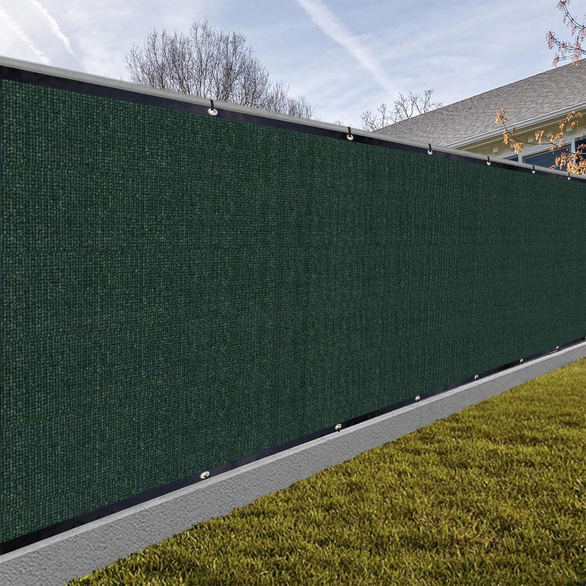 Pantalla de privacidad para valla ideal para crear un oasis en su terraza o piscina
