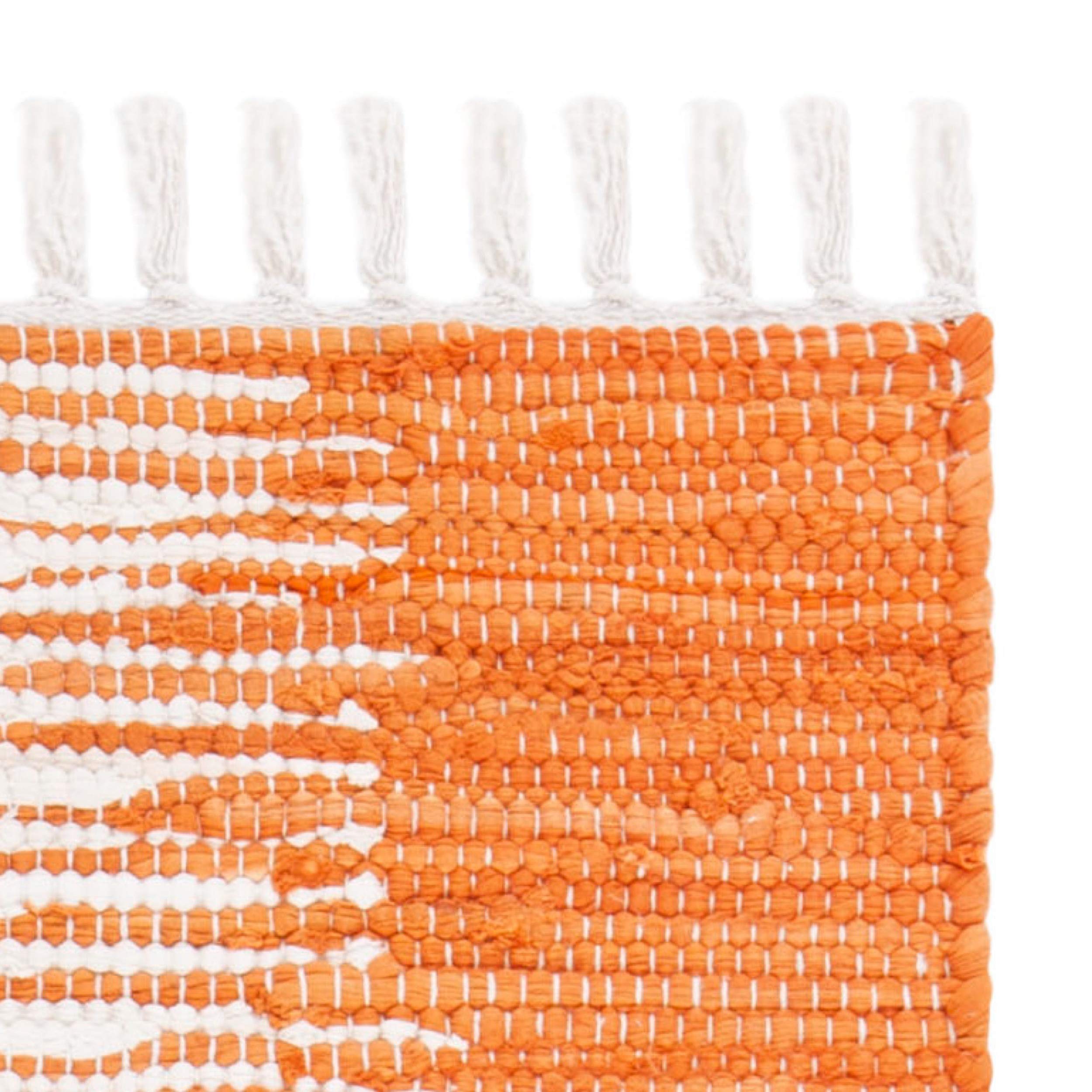 Safavieh Tapis Moderne pour Salon, Salle à Manger, Chambre à Coucher - Montauk Collection, Tapis à Poil Court, Orange, 152 X 244 cm