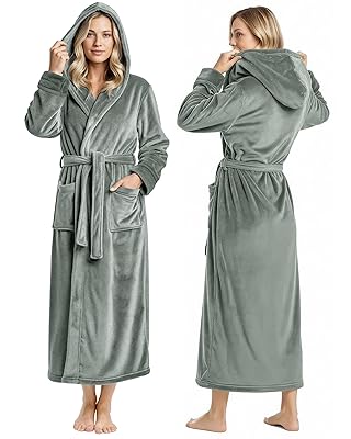 NY Threads Women's Fleece Hooded Bathrobe Plush Long Spa Robe, Medium
