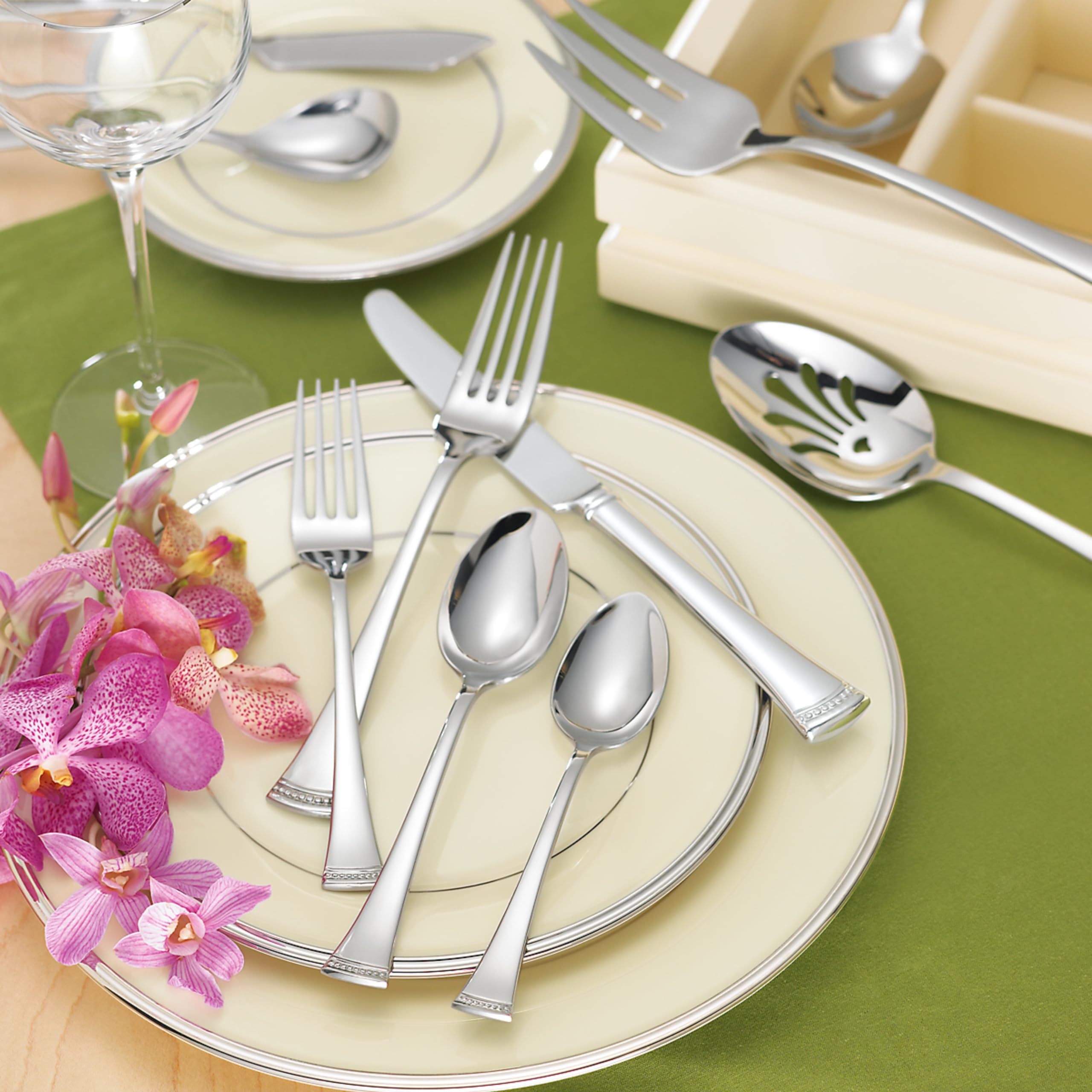 okappalover アクセサリーセット 23点 Amazon.com: Lenox 896631 Portola Mirror 20-Piece Flatware Set