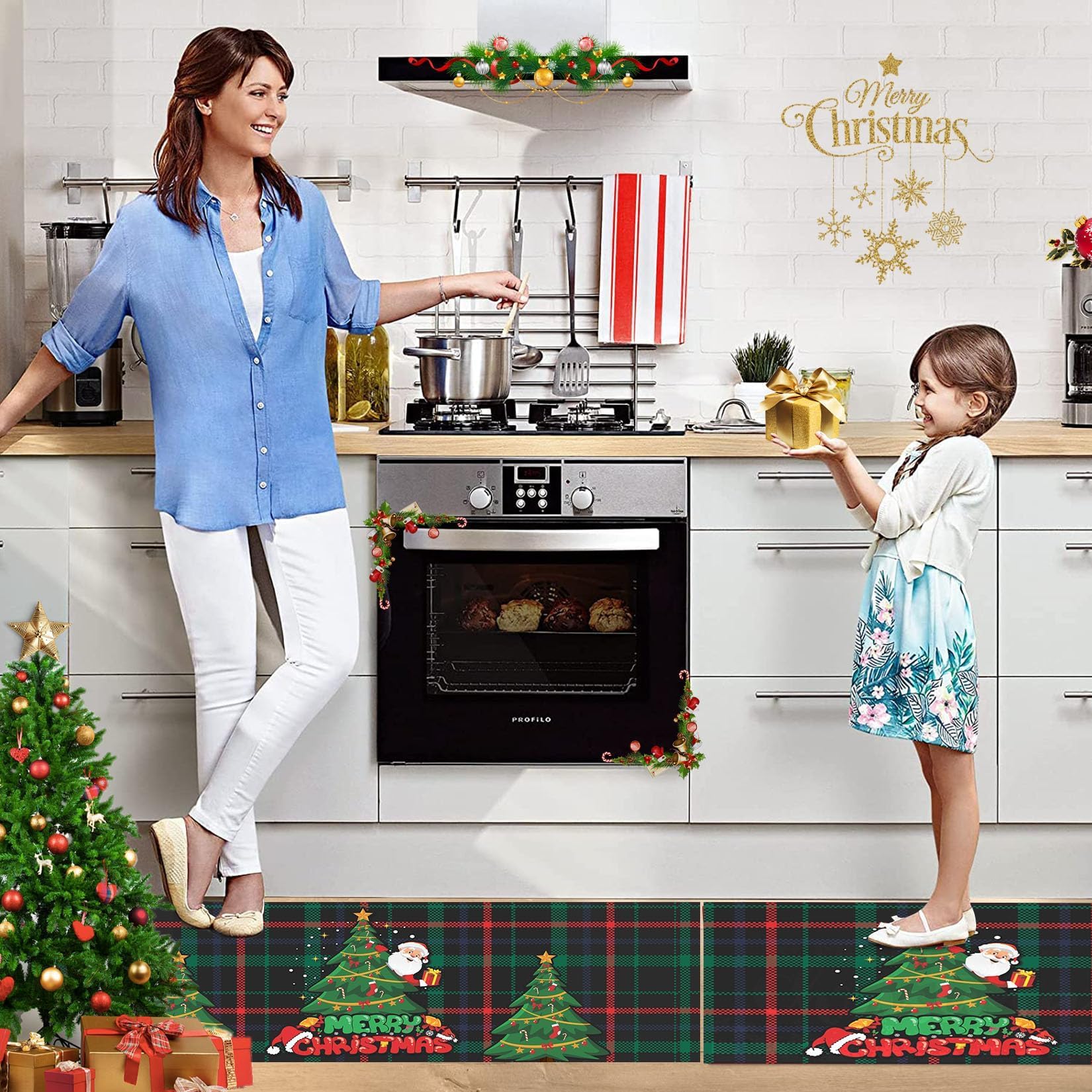 Garvee Set 2 Tappeti Cucina Natalizi con Alberi di Natale e Fiocchi di Neve, Antiscivolo, Lavabili, Decorazione Invernale, 40 x 60 + 40 x 120 cm