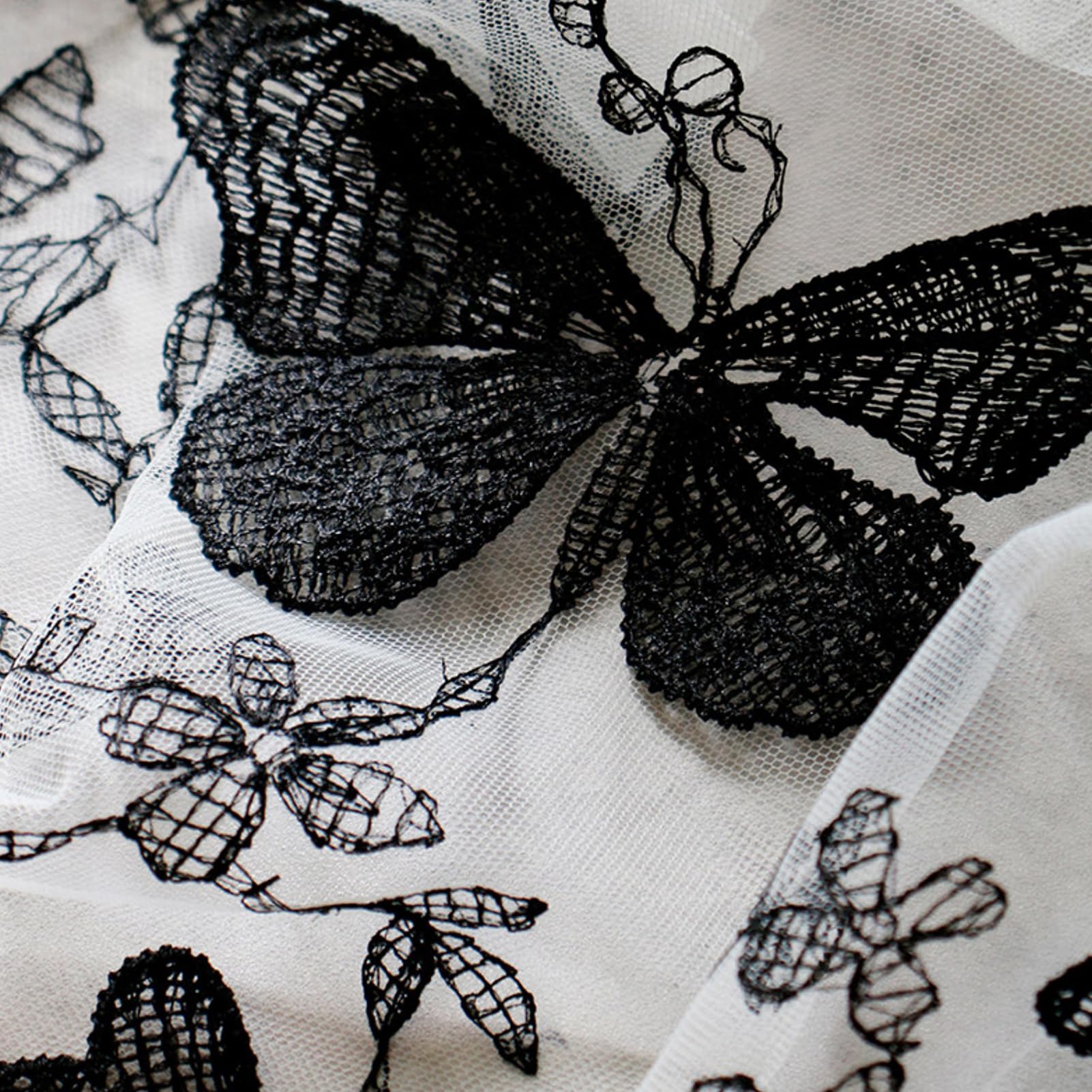 Dxcaicc Tela De Malla De Tul Tela De Malla Bordada 150X100cm Ligera Y Suave Encaje Negro con Gran Patrón De Mariposa Bordada Tela De Diseñador Creativa