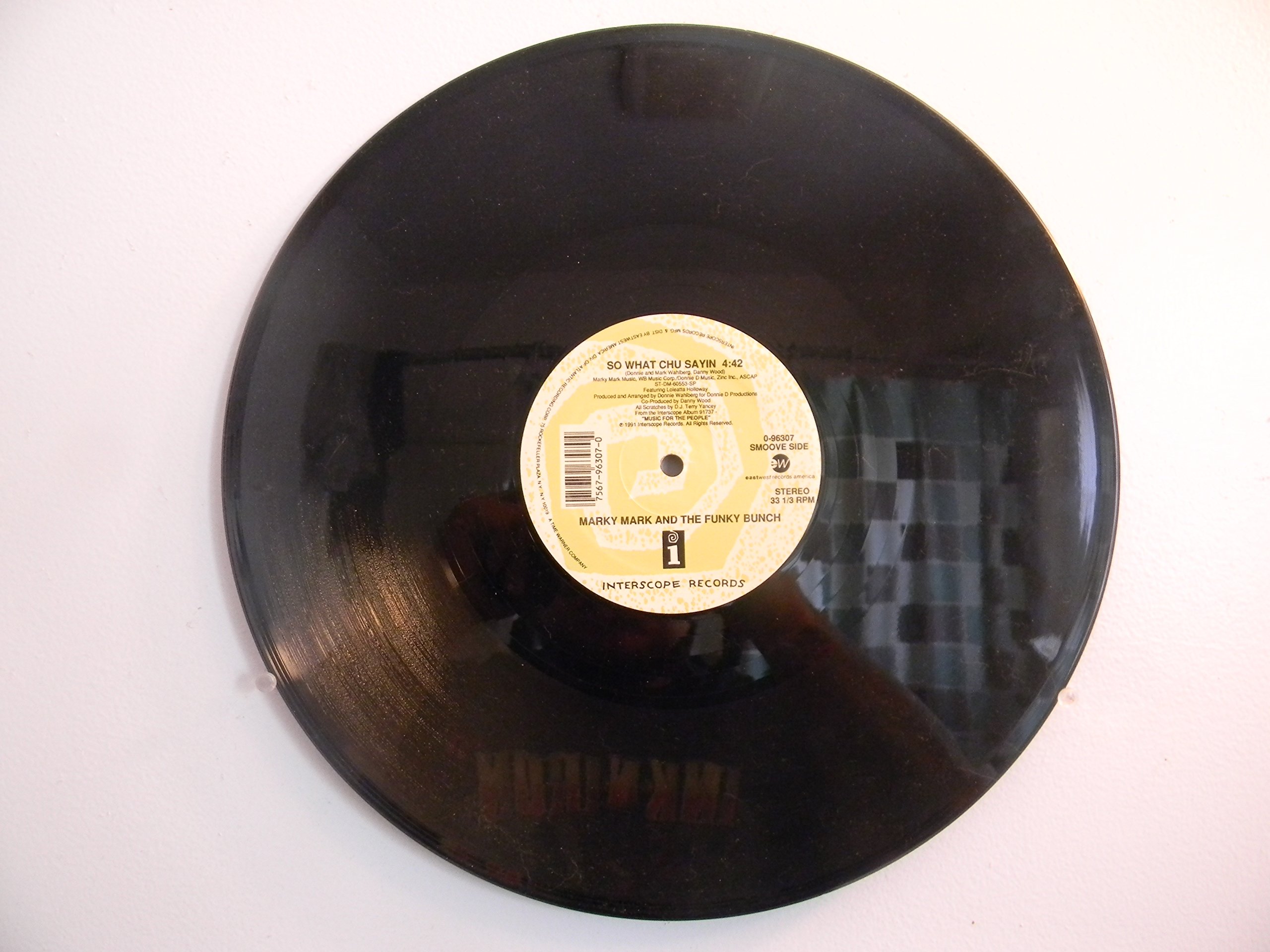 GOOD VIBRATIONS 7" (VINYL 45) UK INTERSCOPE 1991