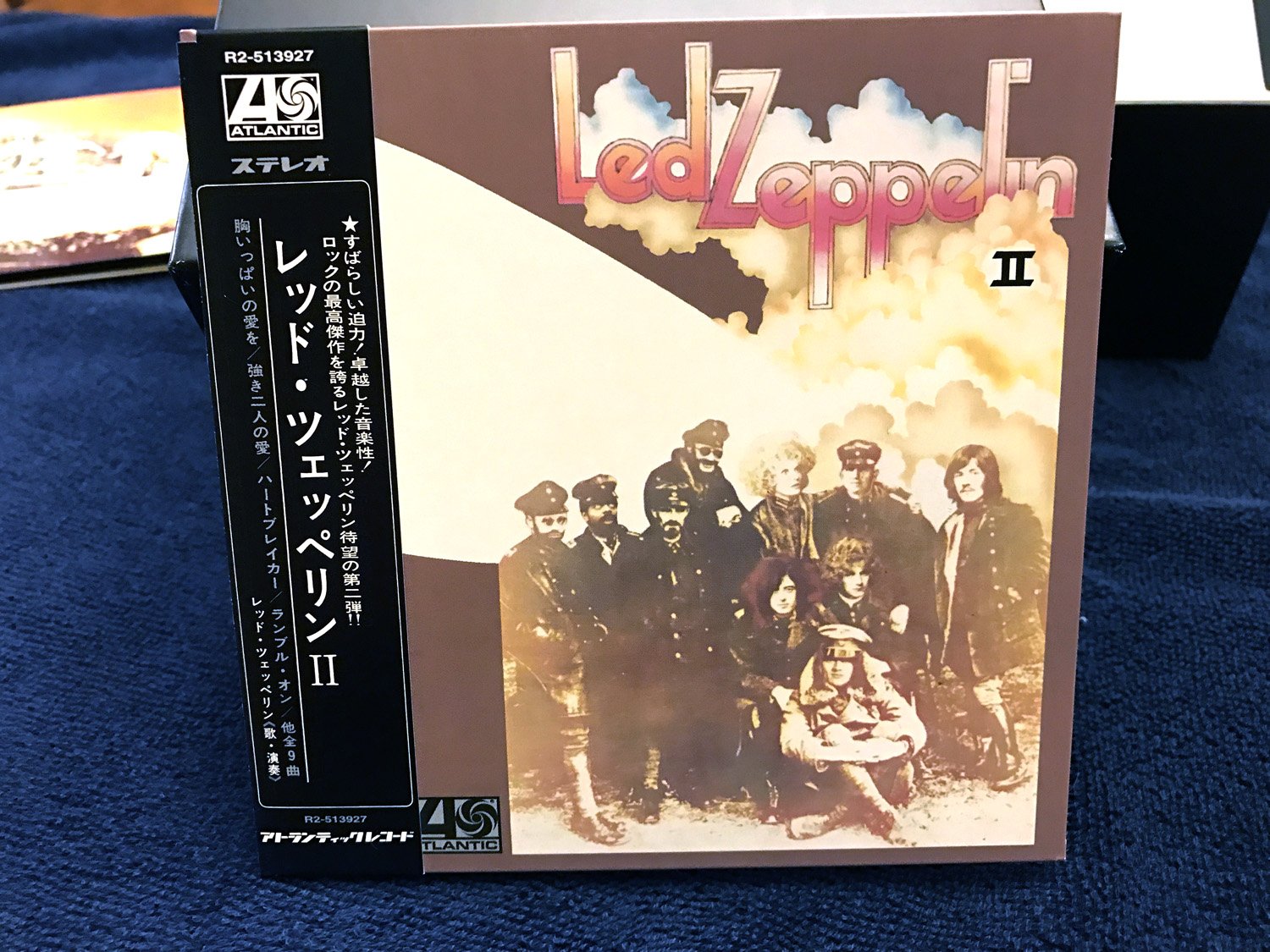 Definitive Collection (Mini Replica)
