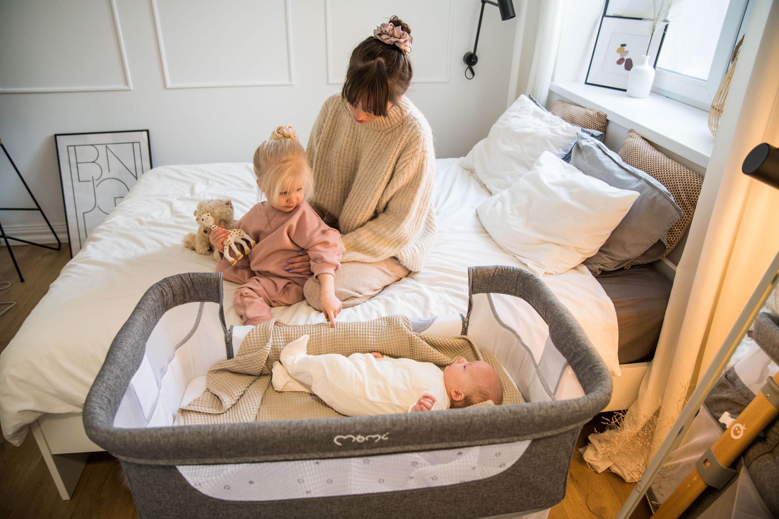 Momi Lit d'enfant Multifonction Smart Bed 4 en 1, lit d'appoint et Parc, jusqu'à 15 kg, réglage hauteur 5 niveaux, avec matelas