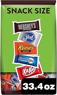 Hershey Assorted Milk and Dark Chocolate Flavored Snack Size, Christmas Candy Party Pack, 33.43 oz