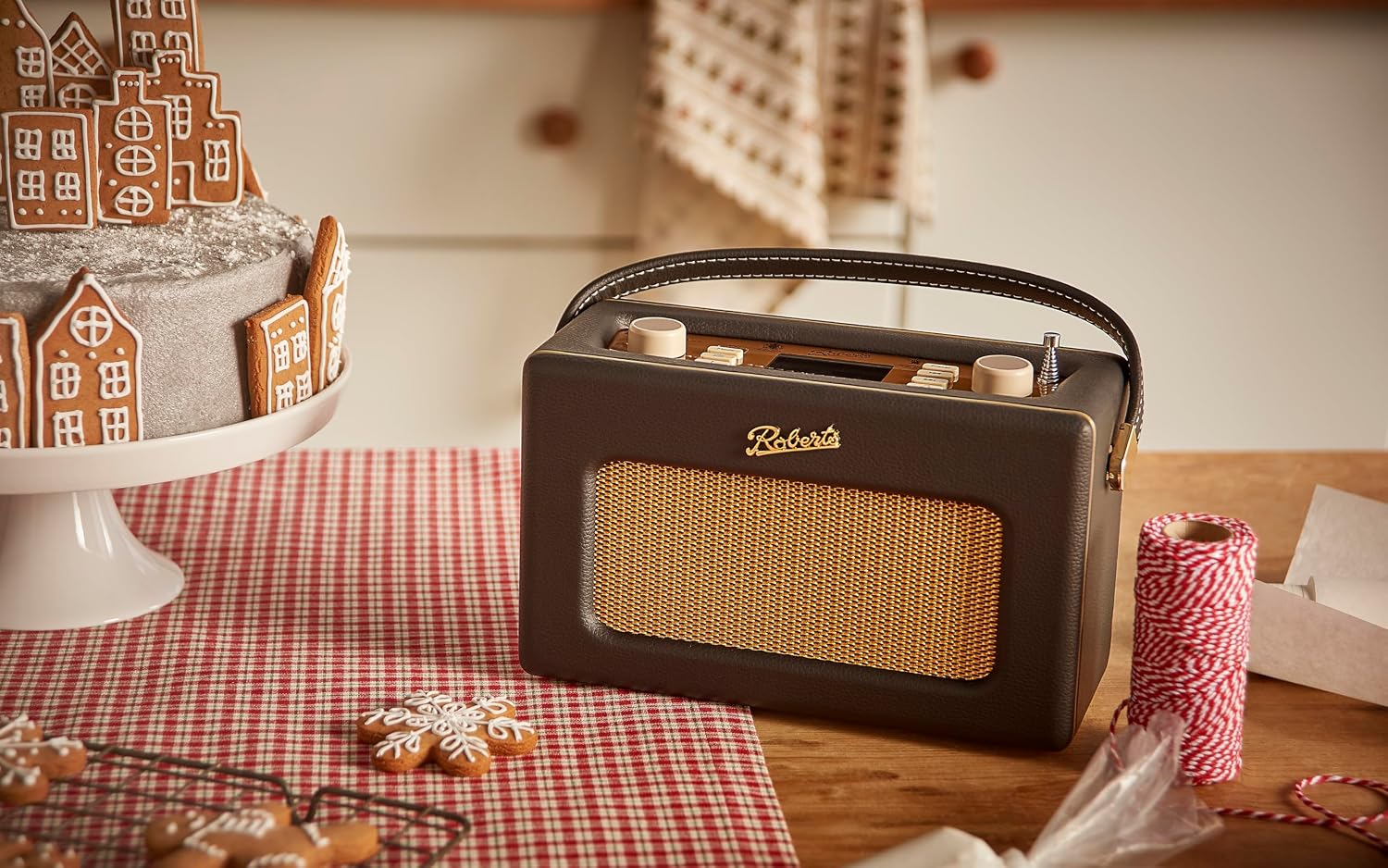 Roberts — Revival iStream 3L — DAB+/FM/Bluetooth/Wi-Fi — Портативное радио — Черный