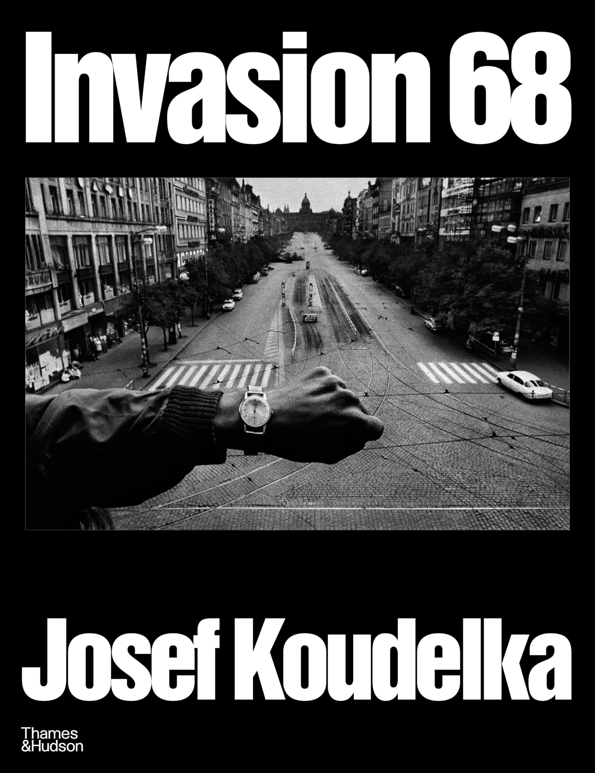 Josef Koudelka Invasion Prague 68 /anglais