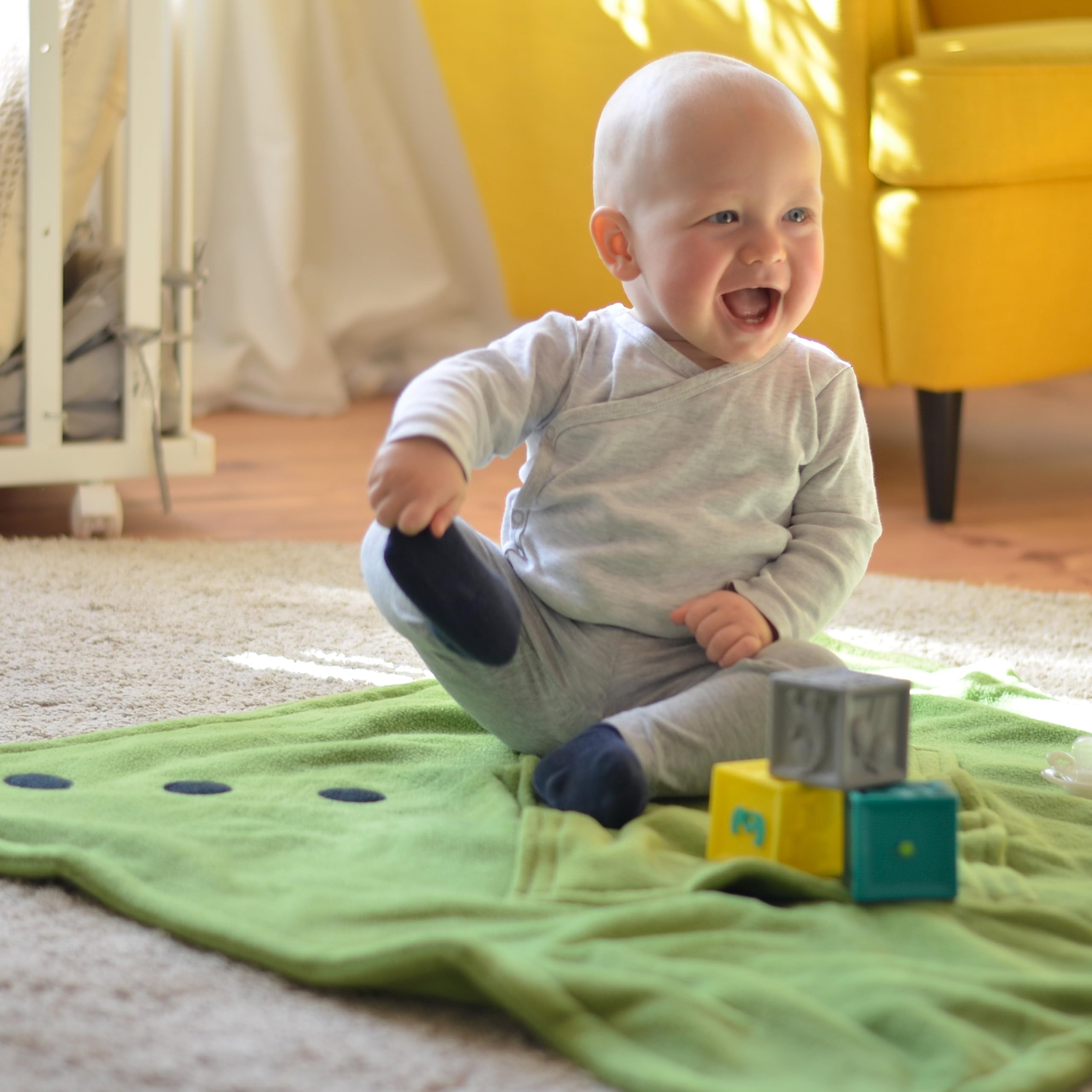 Hoppediz Copertina per ovetto, seggiolino auto e passeggino, sistema di cinture a 3 e 5 punti, pietra