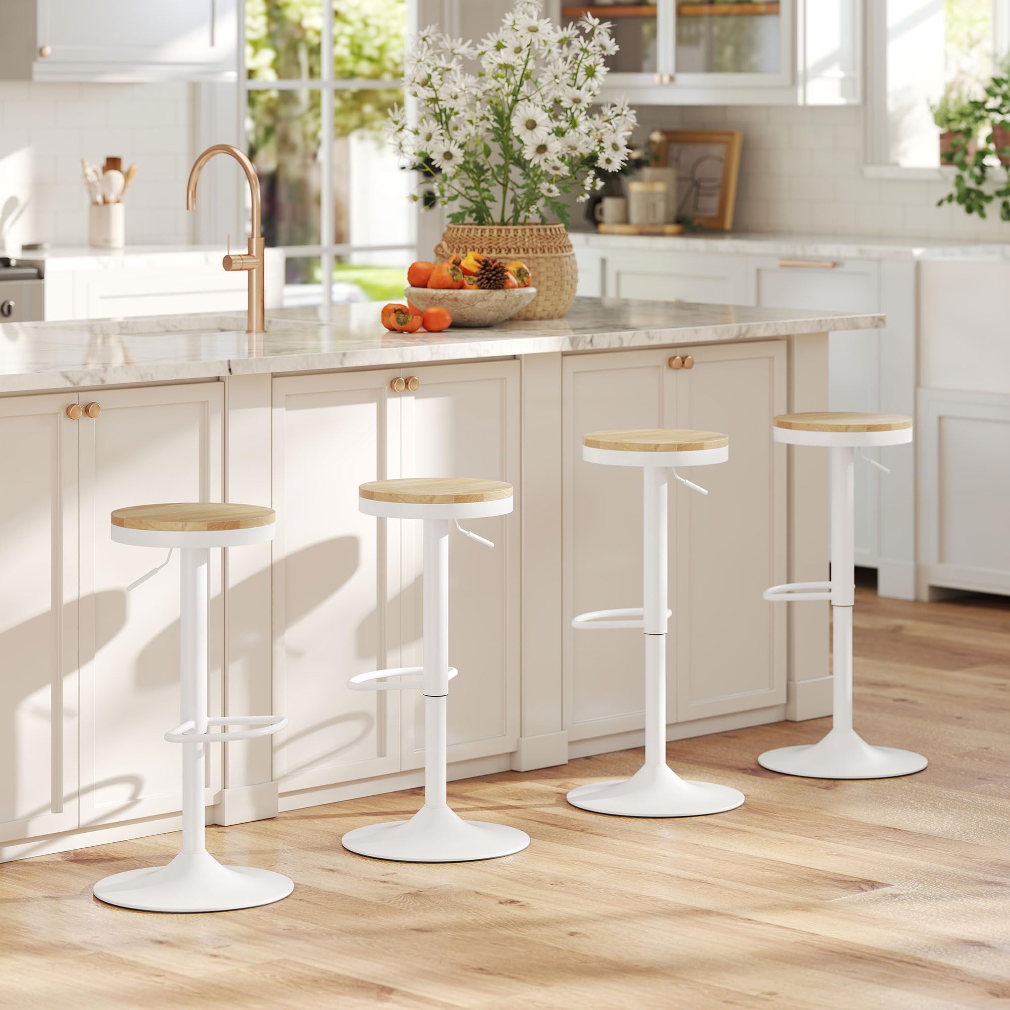 HOMCOM Juego de 2 Taburetes de Bar Giratorios Taburetes Altos de Cocina con Altura Ajustable 60-80 cm Asiento de Madera Marco de Acero y Reposapiés para Comedor Mostrador Natural y Blanco