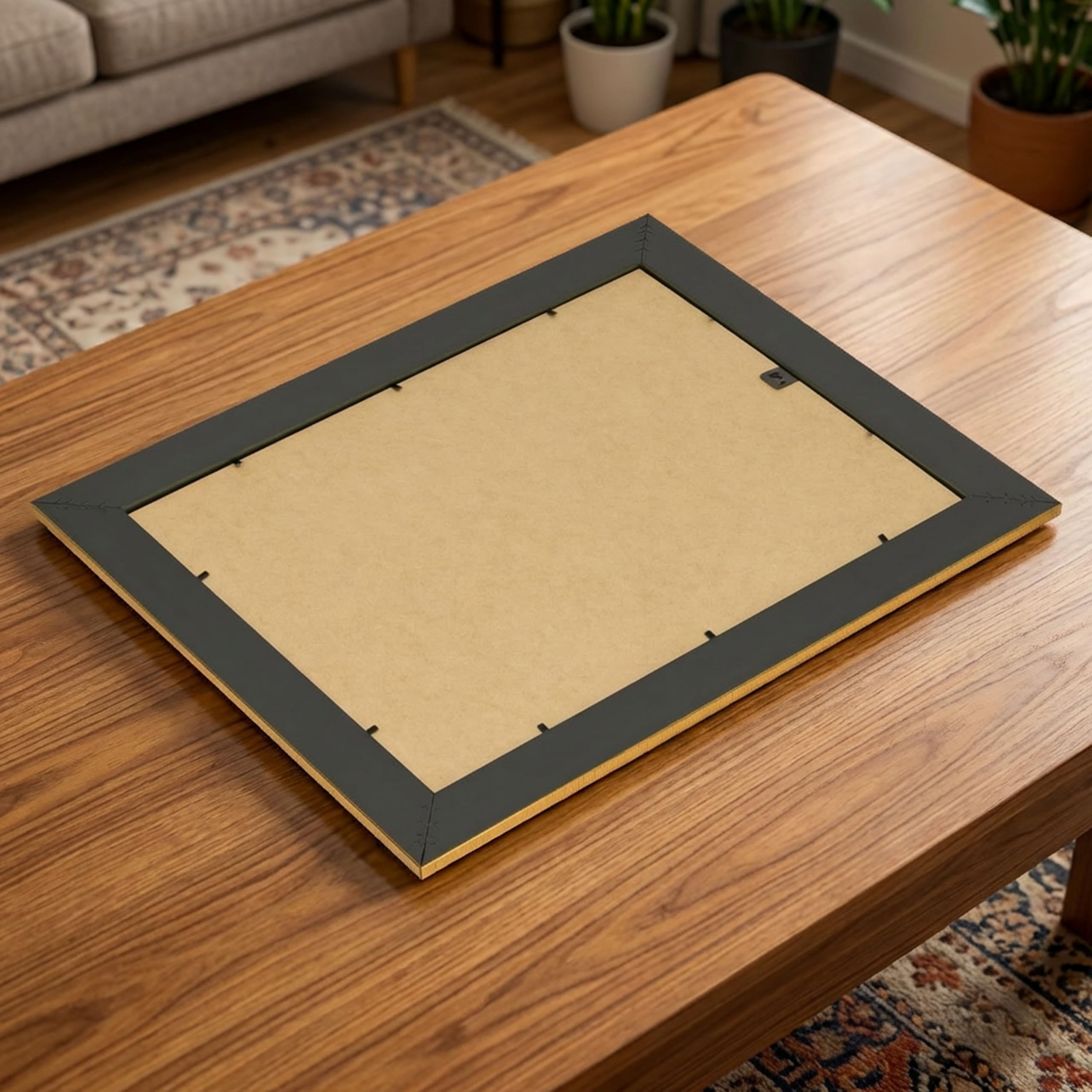 Bilderrahmen LIA - 40x40 cm Gold Hochglanz – Barock Vintage Rahmen im Antik Look – Fotorahmen für Fotos, Poster, Urkunden & Kunstwerke – Elegant & Dekorativ für Wohnzimmer, Büro, Galerie
