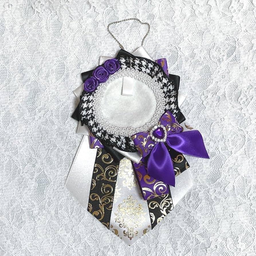 Amazon.co.jp: 紫 × モノクロカラー 缶バッジロゼット : おもちゃ