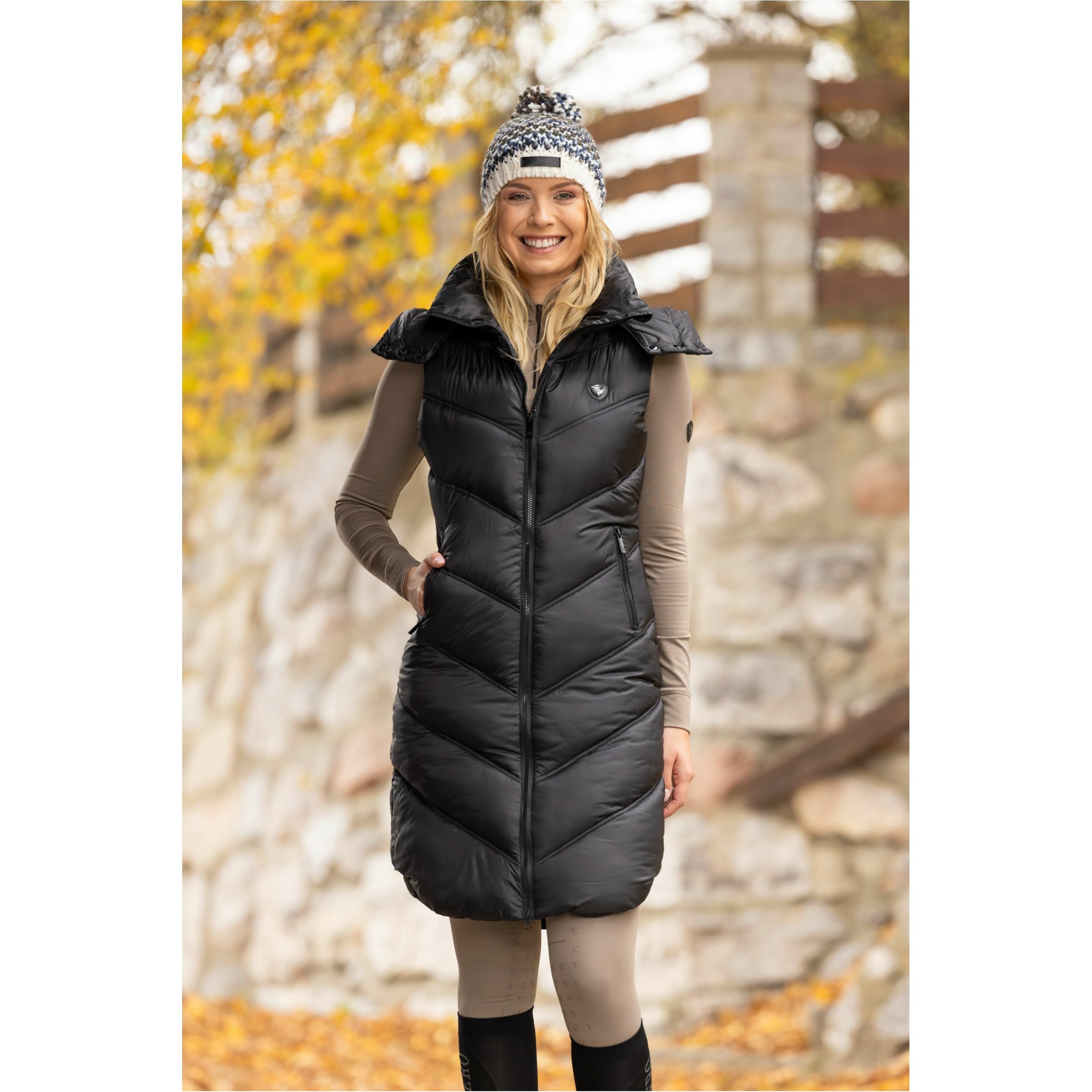 Covalliero - Damen Langweste | Longweste zum Reiten | Reitweste mit Reitschlitz | Steppweste mit Kapuze & 2 Taschen | wasserabweisende Winterweste | Reitbekleidung in vielen Farben & Größen