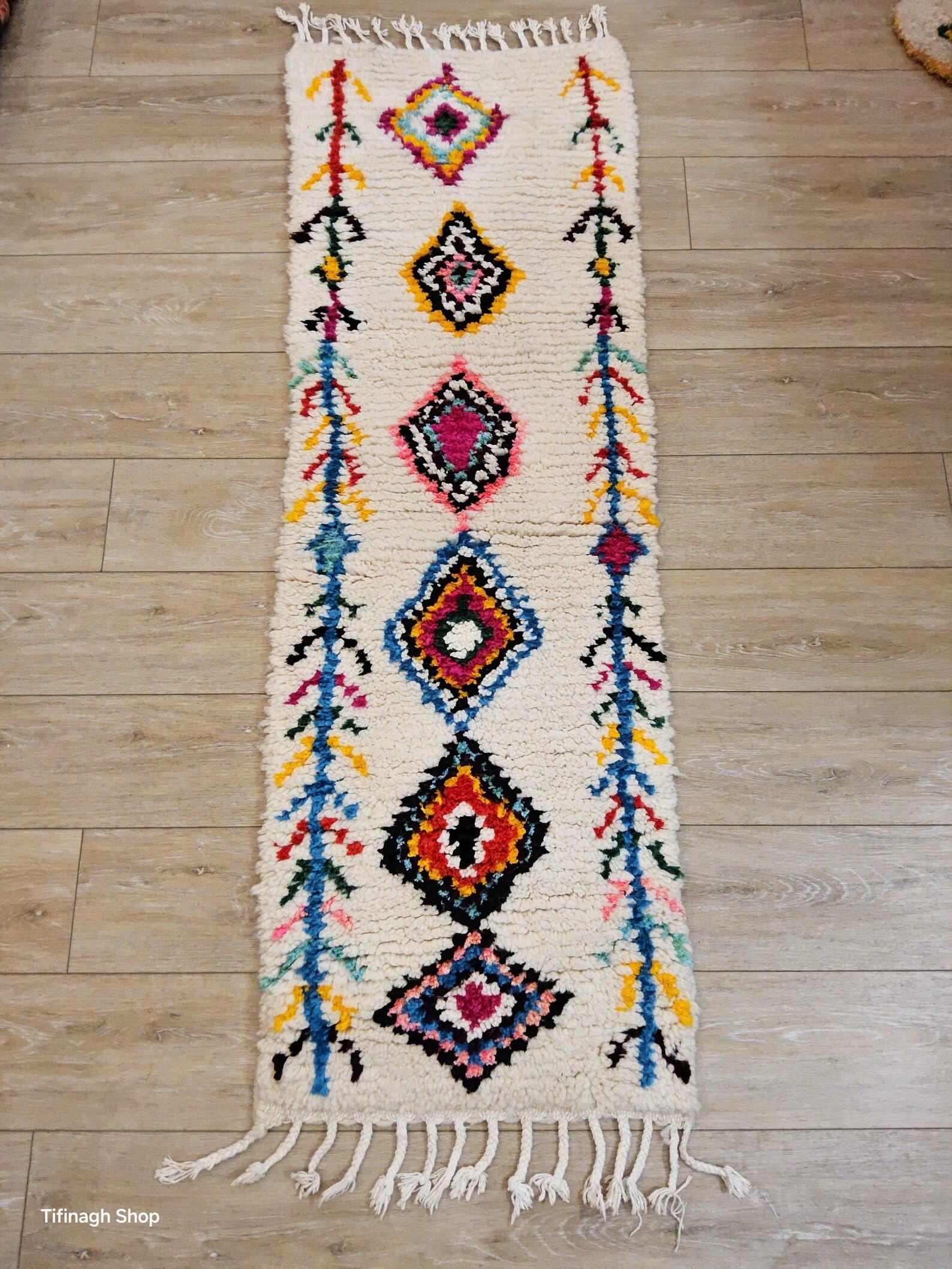 Générique Tifinagh Shop - Tapis Berbère Azilal Multicolore 165 x 55 cm - Authentique Tapis Marocain Fait Main en Laine - Motifs Traditionnels - Pièce Unique