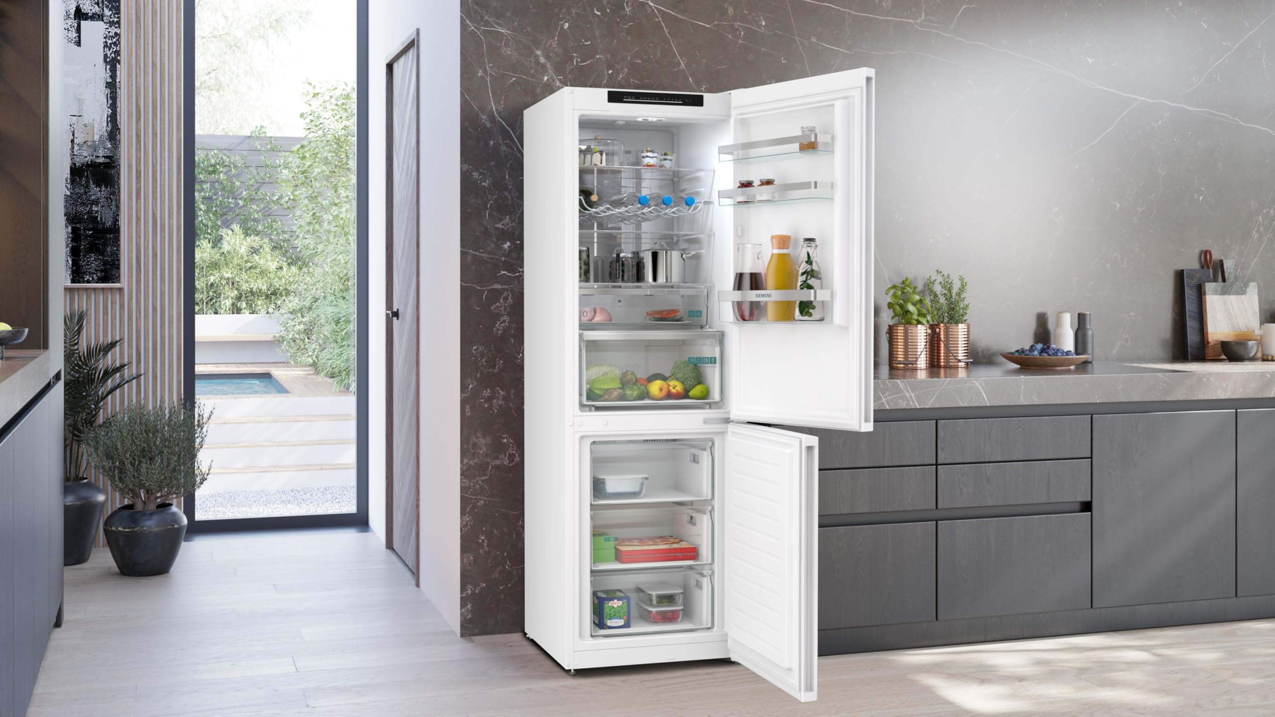 Siemens iQ300 Freistehende Kühl-Gefrier-Kombination 186 x 60 cm, KG36NVWCG, 218 L Kühlen & 103 L Gefrieren, Total noFrost, Nahtlose Platzierung, multiAirflow System, hyperFresh Technologie, Weiß