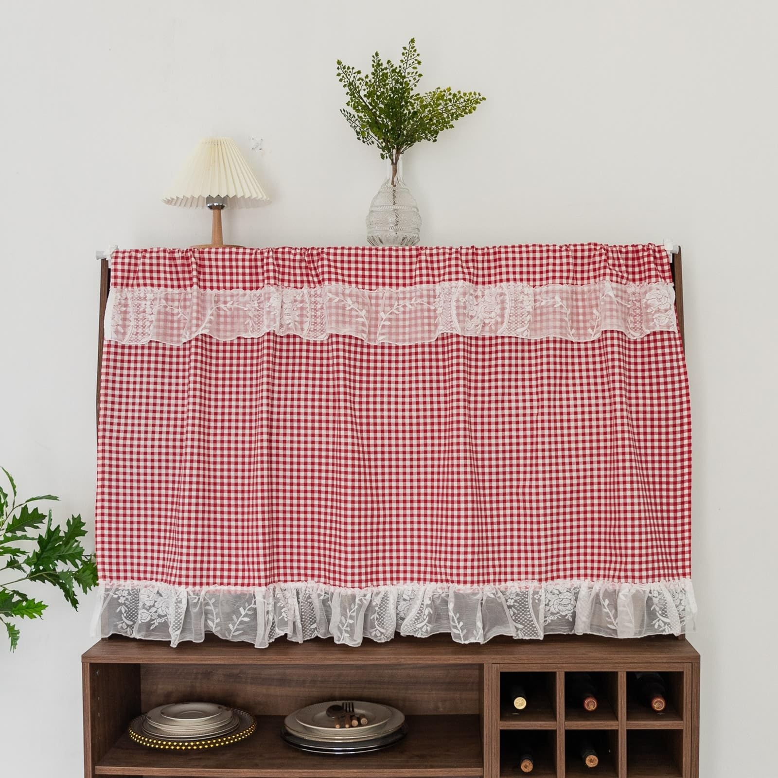 KnSam H50xB240 Zazdrostka półprzezroczysta, wzór kratki z koronką, czerwona, firanka bistro, do domu wiejskiego, 1 szt., haczyki, bawełna, len, półprzezroczysta, woal, na okna