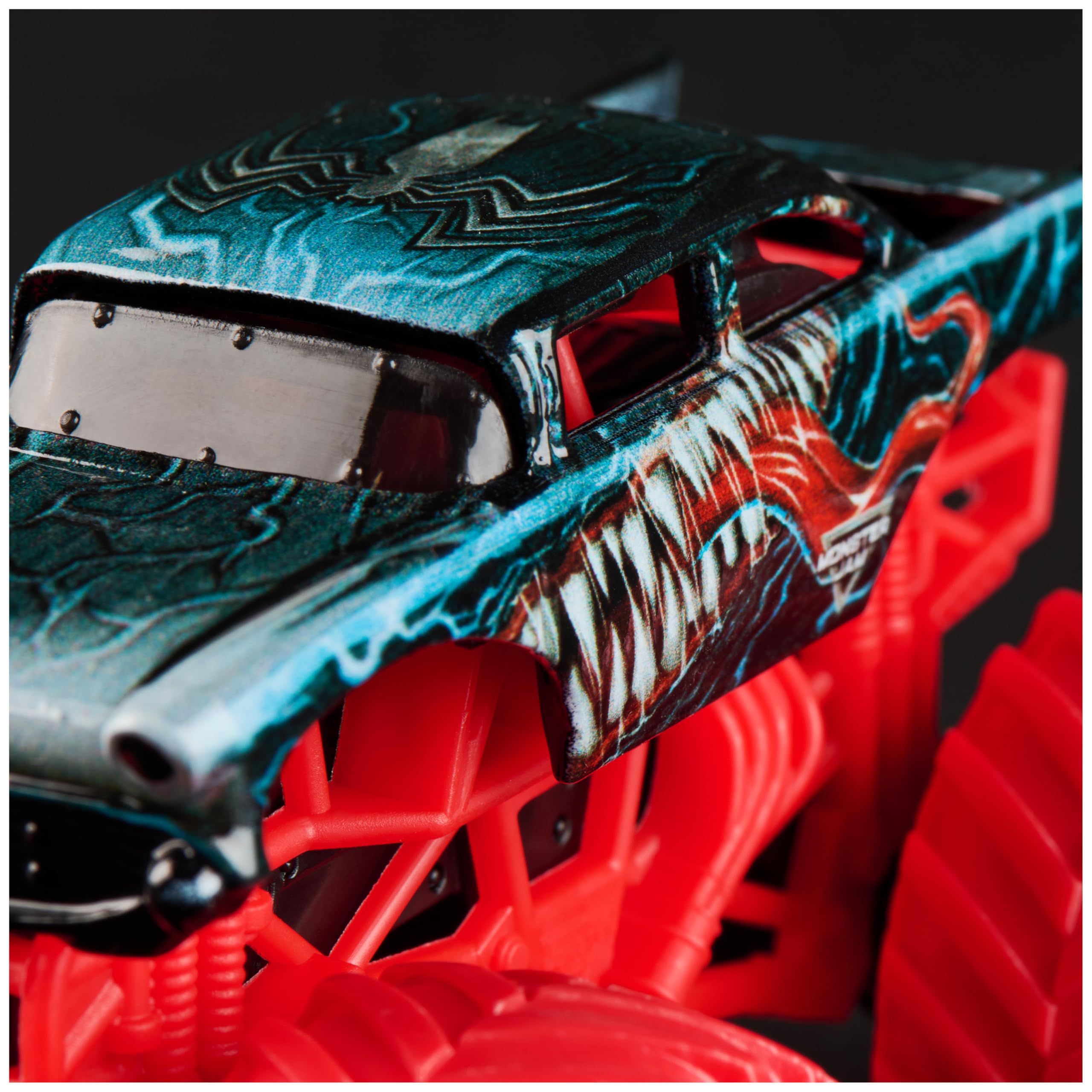 MONSTER JAMモンスター ジャムMARVEL HEROES TRUCKS Amazon.com: Monster Jam, Marvel Official Captain America