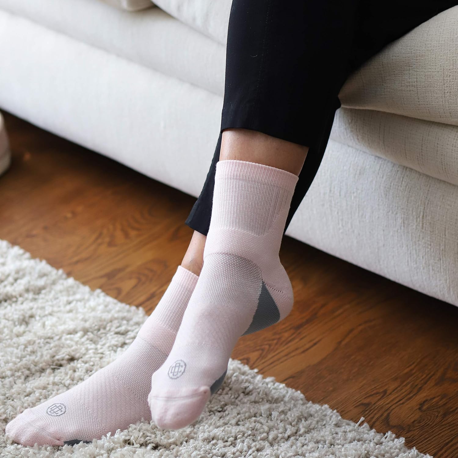 Doctor's Choice Compression Low Calf Crew Socks, Plantar Fasciitis, Achilles Tendonitis & Arch Support For Men & Women, 1 Pair, Pink/Medium : Health & Household
